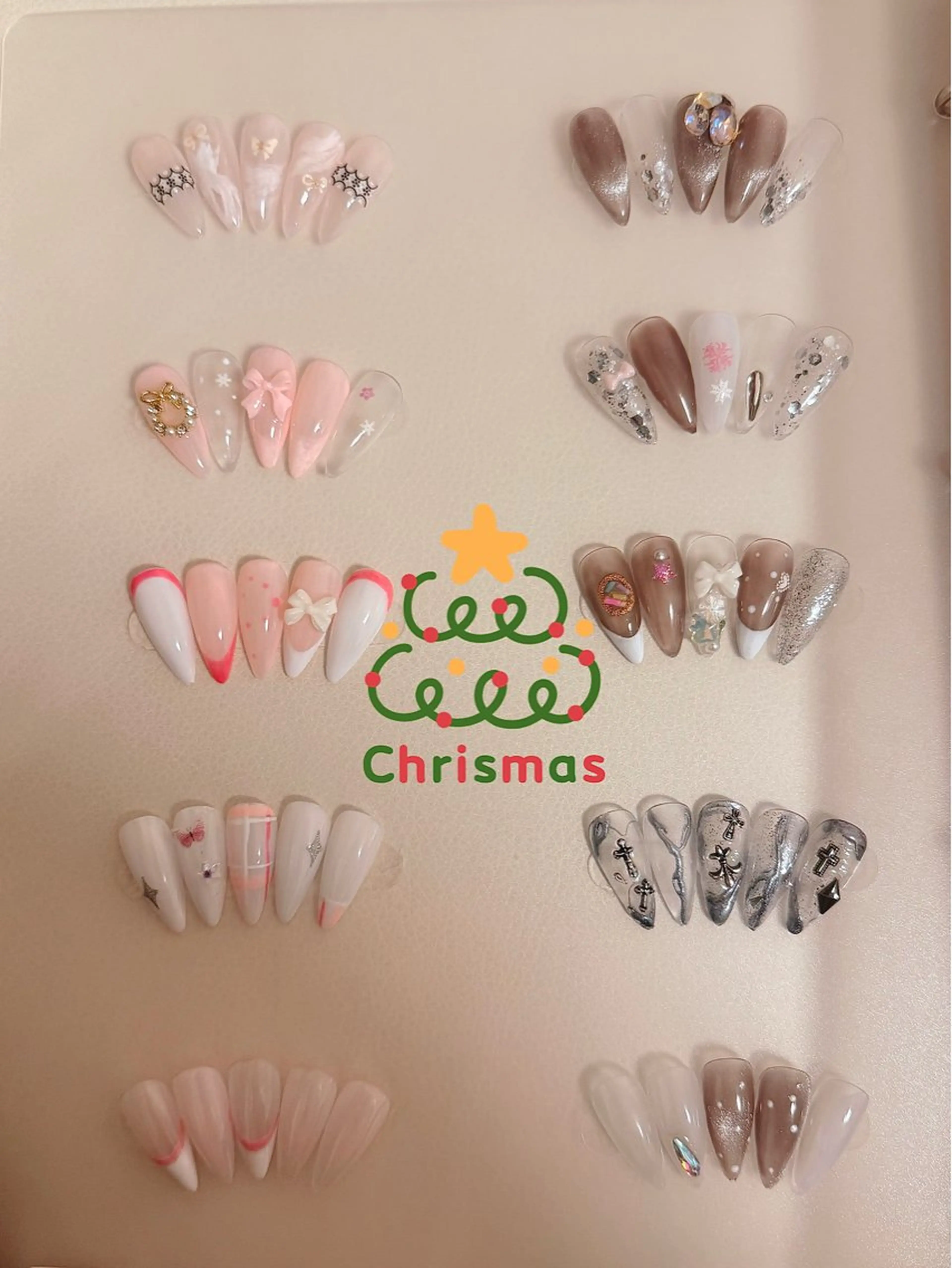ネイル 冬ネイル クリスマス ハンドネイル ハンドケア U eのマツエク・マツパデザイン