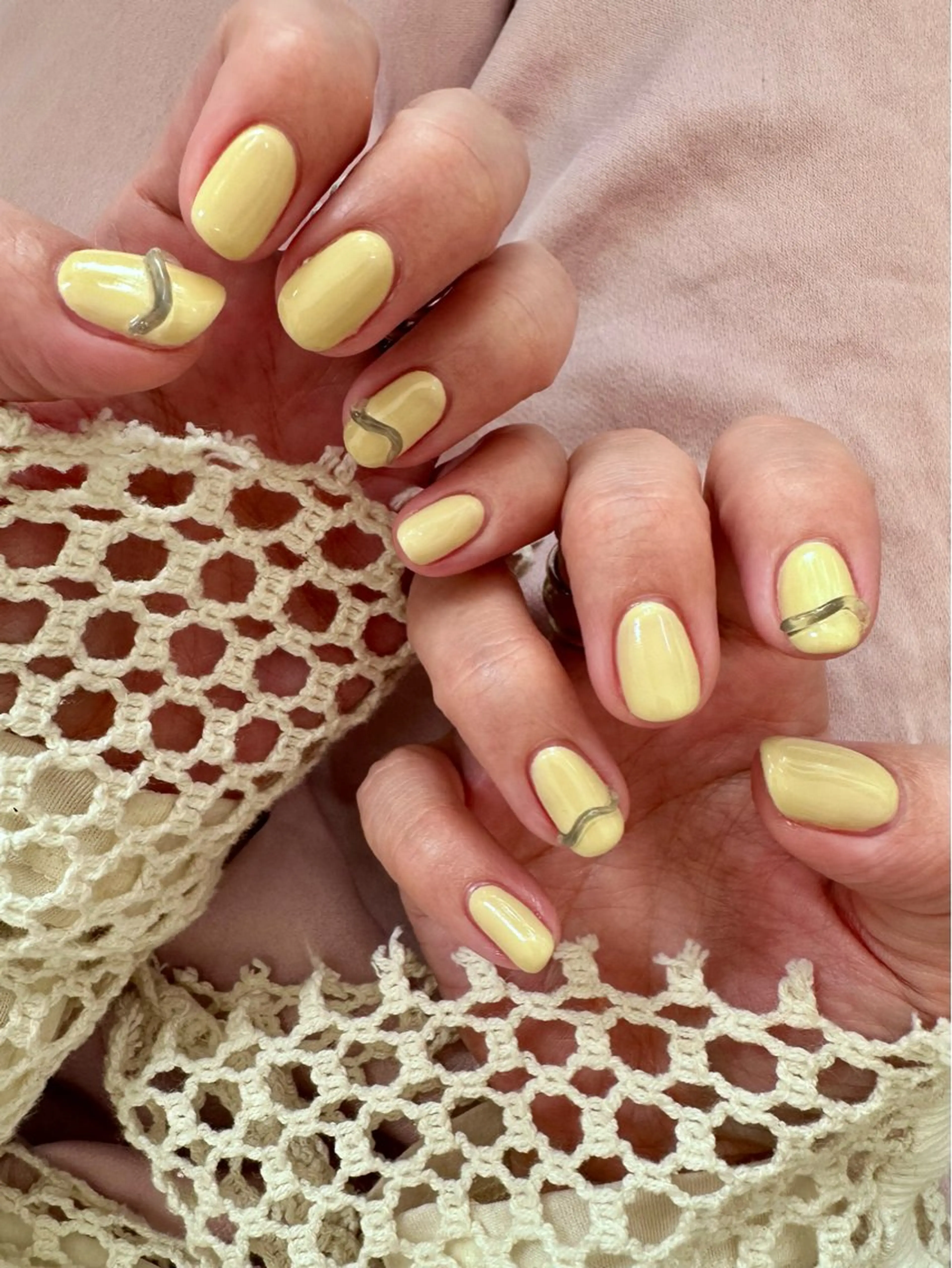 ネイル ニュアンスネイル ハンドネイル ハンドケア Atelier Ariのネイルデザイン