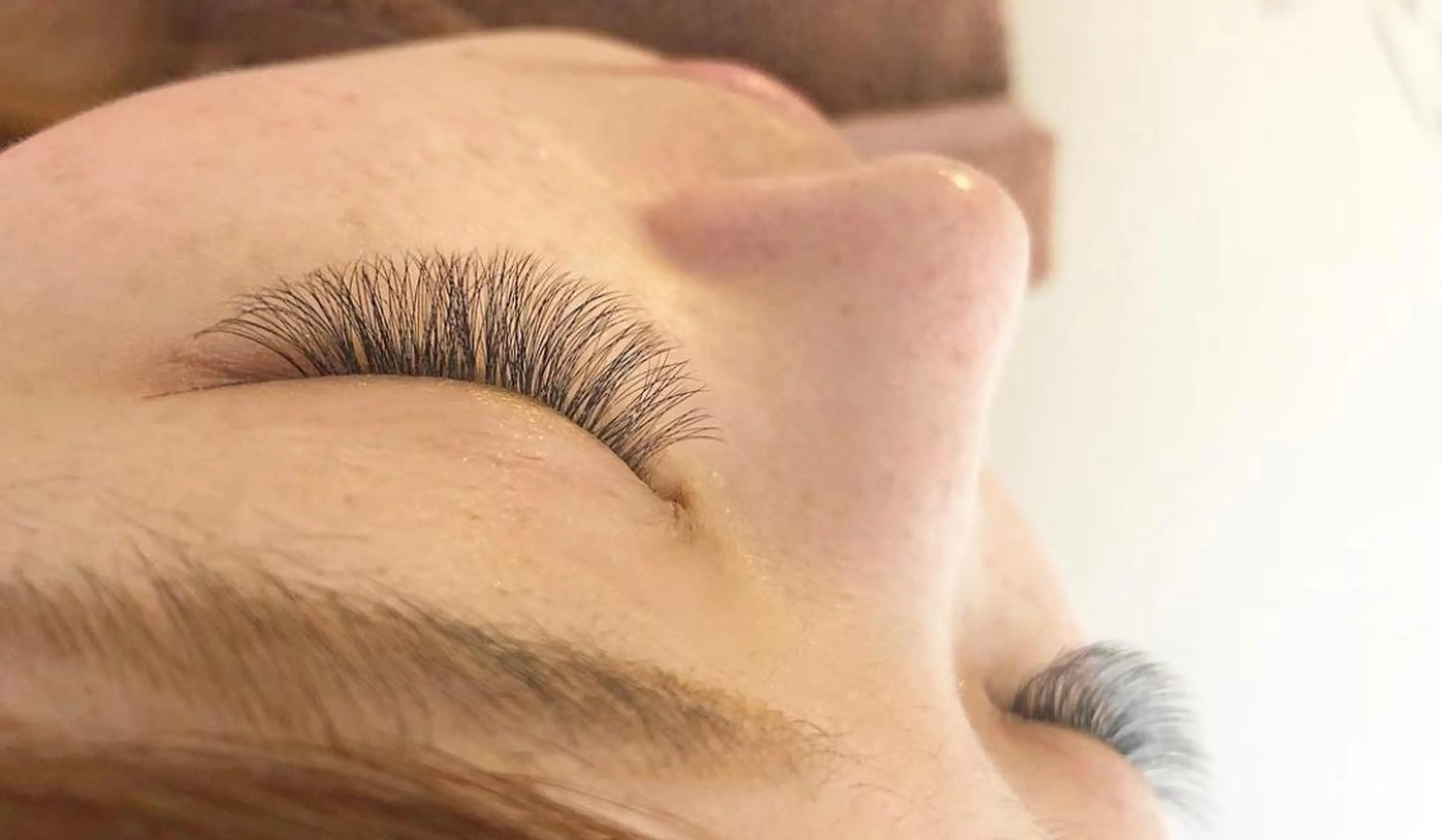 マツエク・マツパ まつ毛専門店　mauvé所属・横道 亜美のマツエク・マツパデザイン