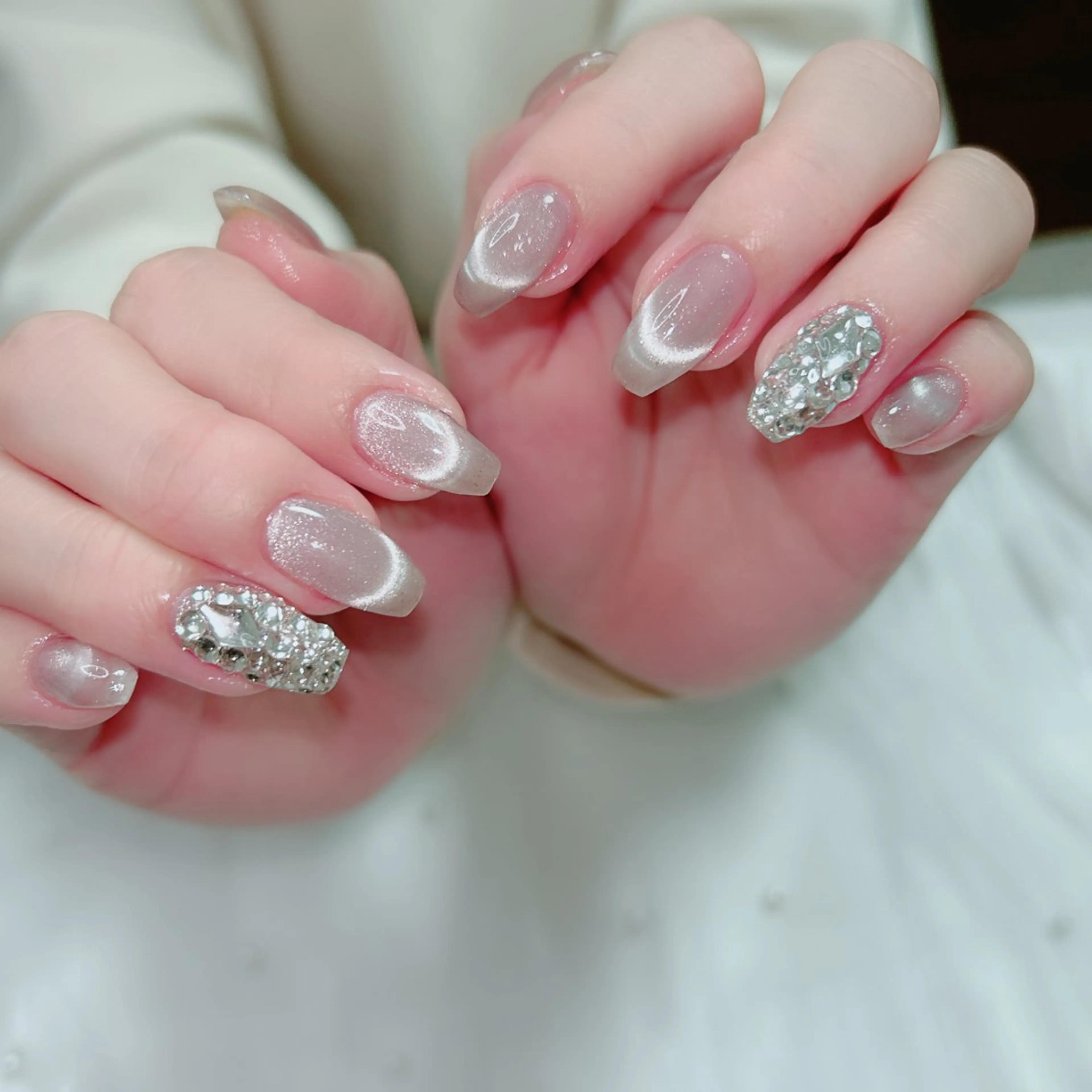 ネイル アニマル柄 ガーリー ゴールド キラキラネイル ロングネイル ハンドネイル Cute Tips nailのネイルデザイン