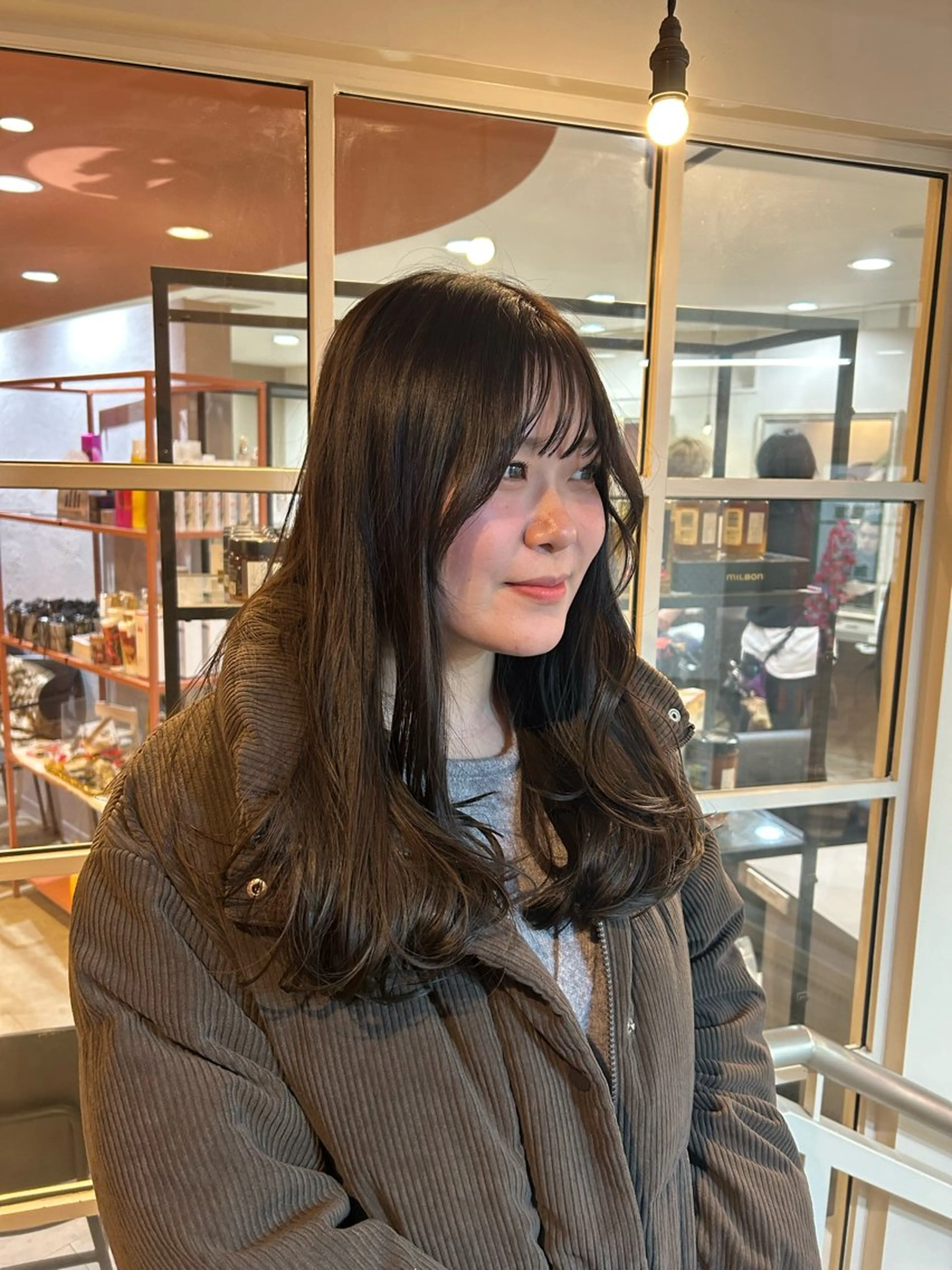 セミロング カラー 艶髪に✧ / 透明感 カラー / 冨成のヘアスタイル