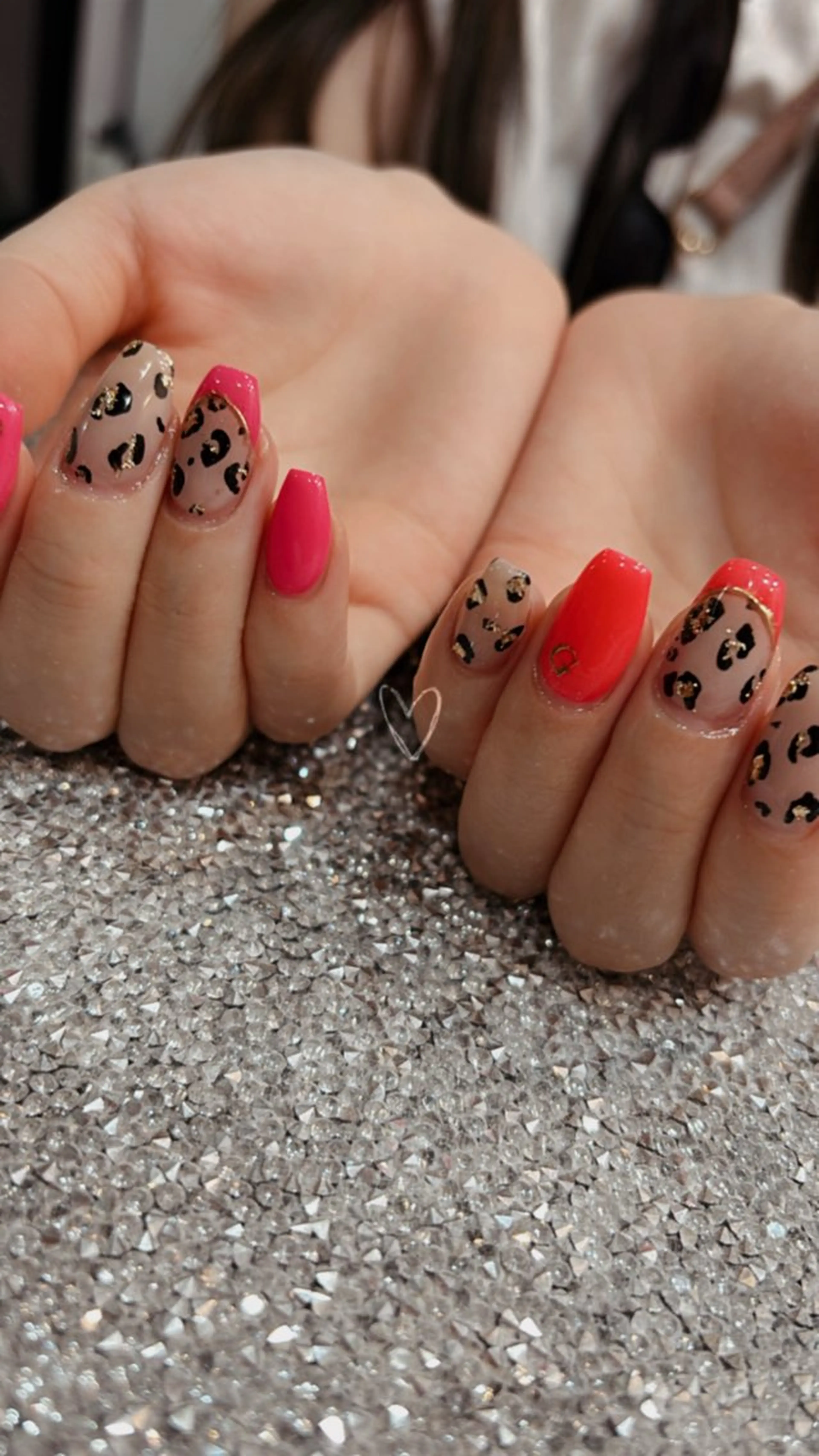 ネイル アニマル柄 ピンク ハンドネイル wooone所属・鶴橋wooone nail.rieのネイルデザイン