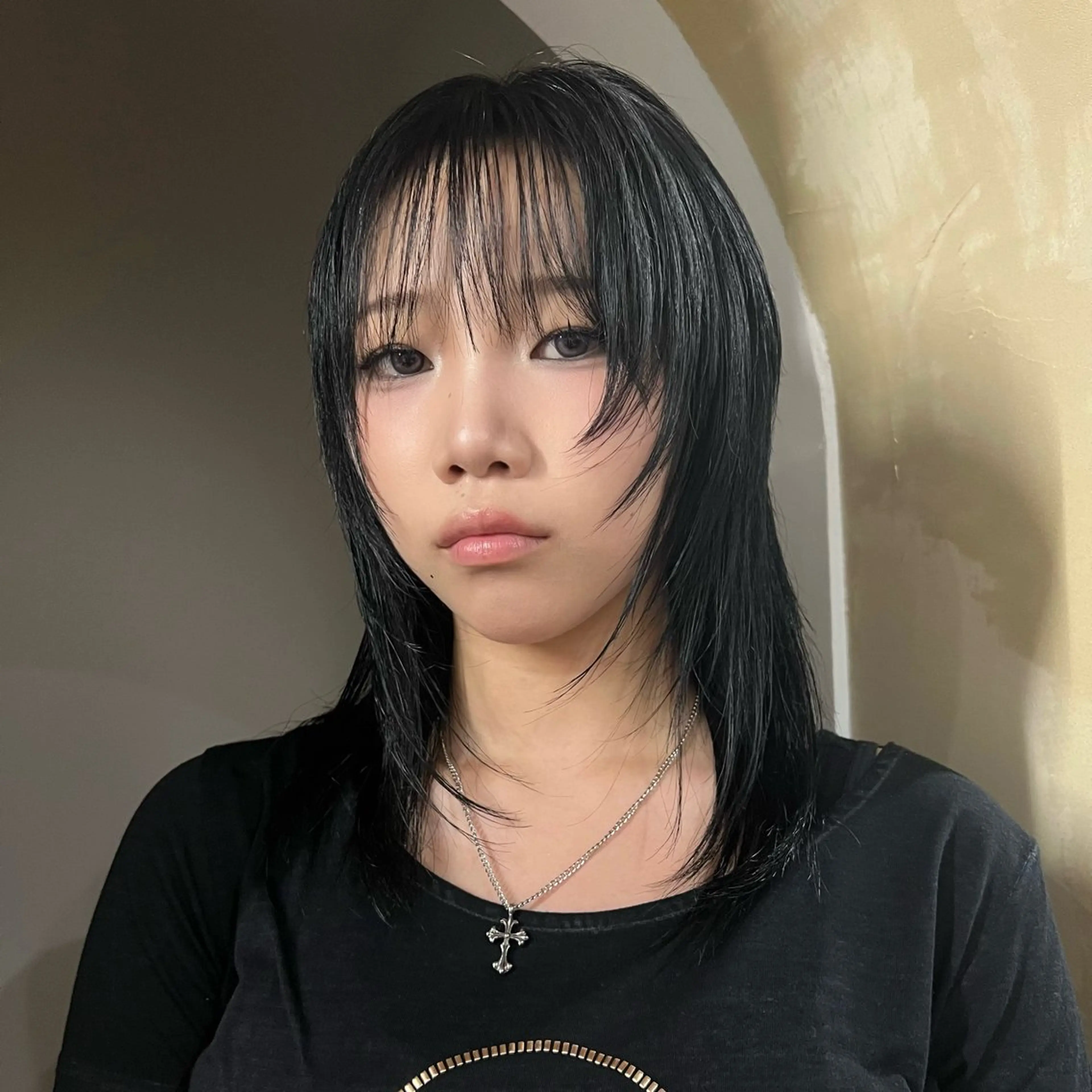 ミディアム ［　］ Shiroのヘアスタイル