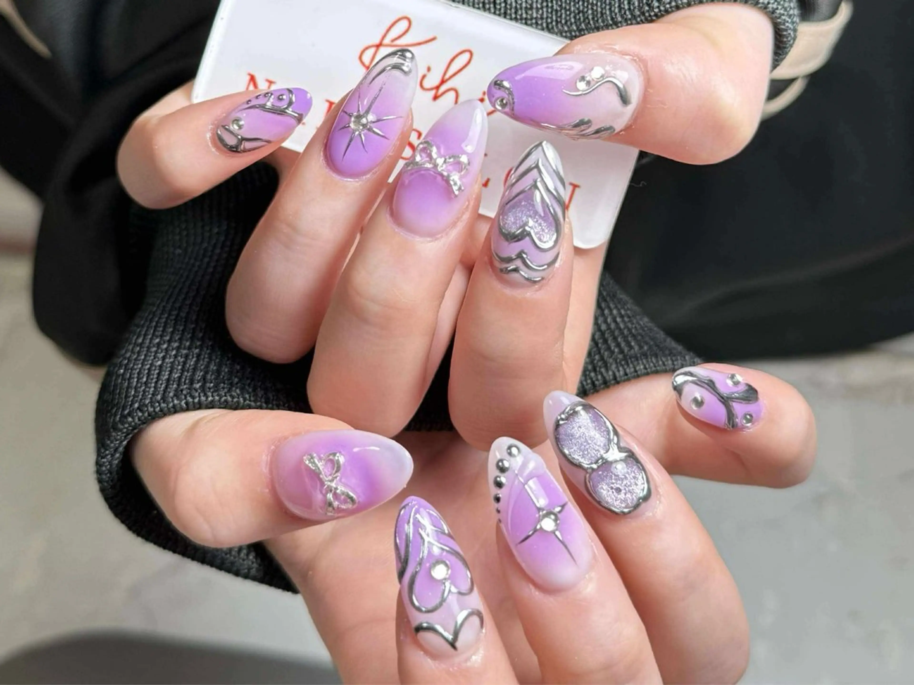 ネイル アートネイル フレンチネイル ジェルネイル グラデーション 韓国ネイル ハンドネイル 💕鈴木ユリ パラジェル/オフ無料のネイルデザイン