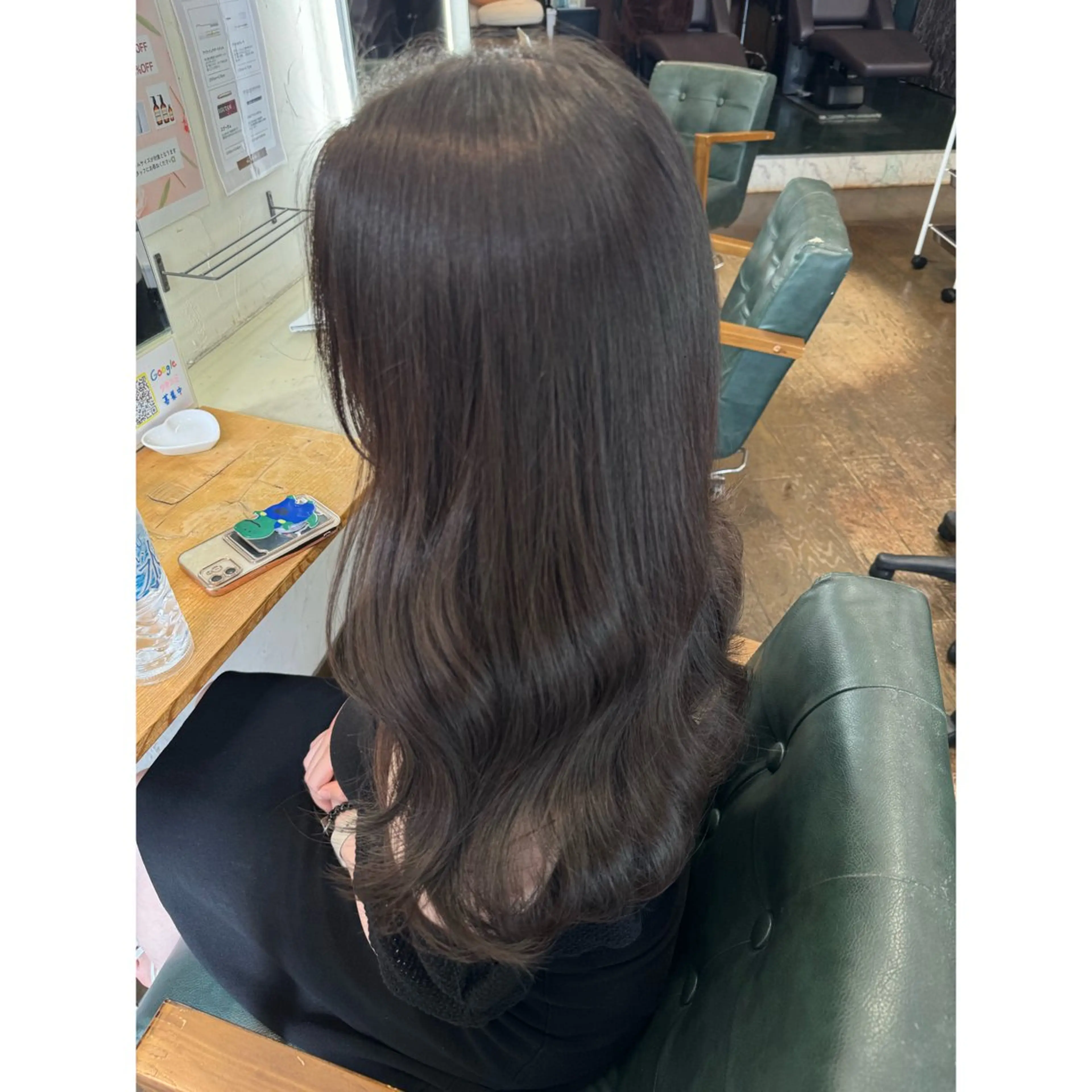 ロング ヘアカラー ハイトーン/ ダブルカラー/透明感のヘアスタイル