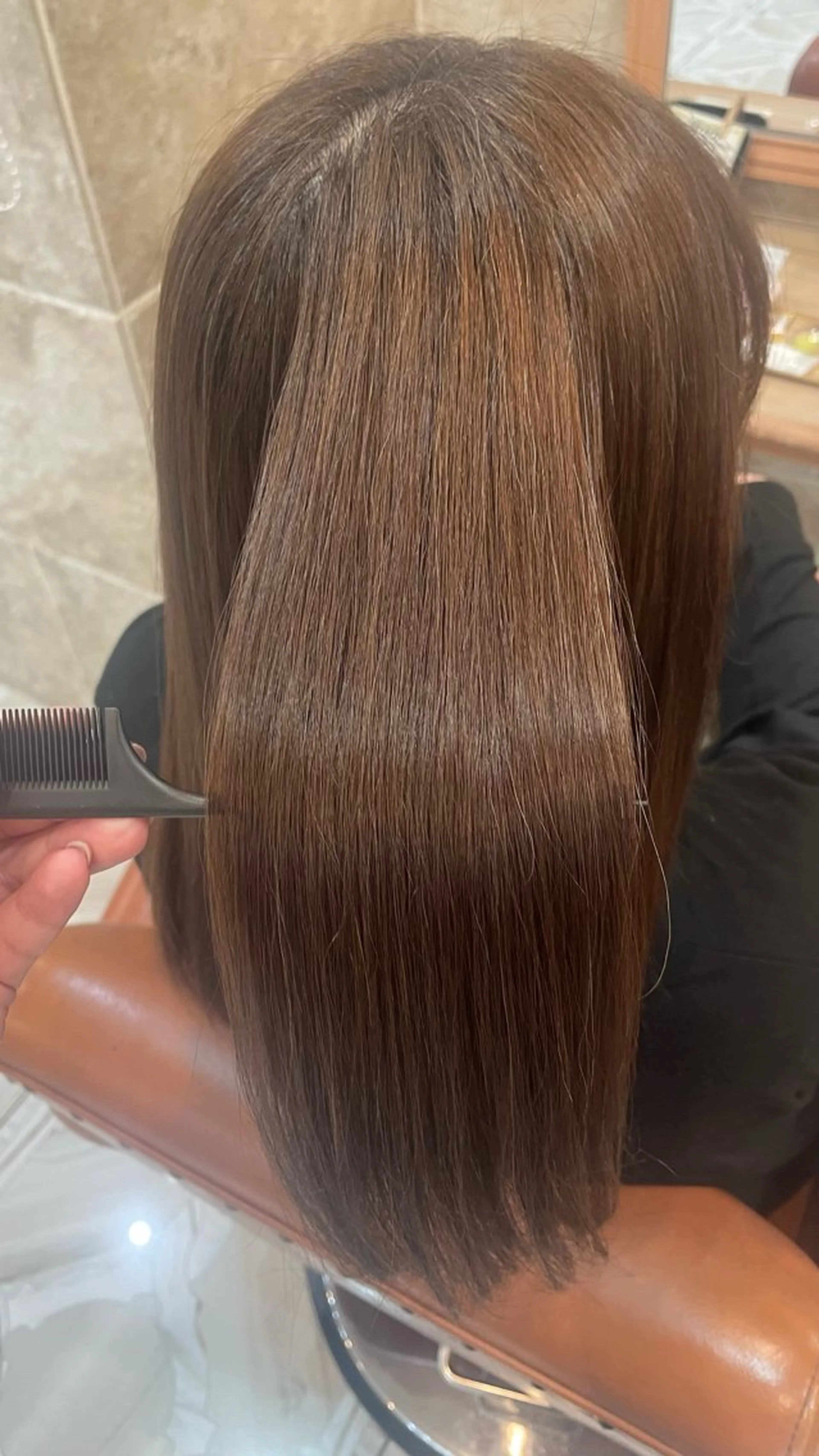 セミロング 縮毛矯正 松田 唯叶のヘアスタイル