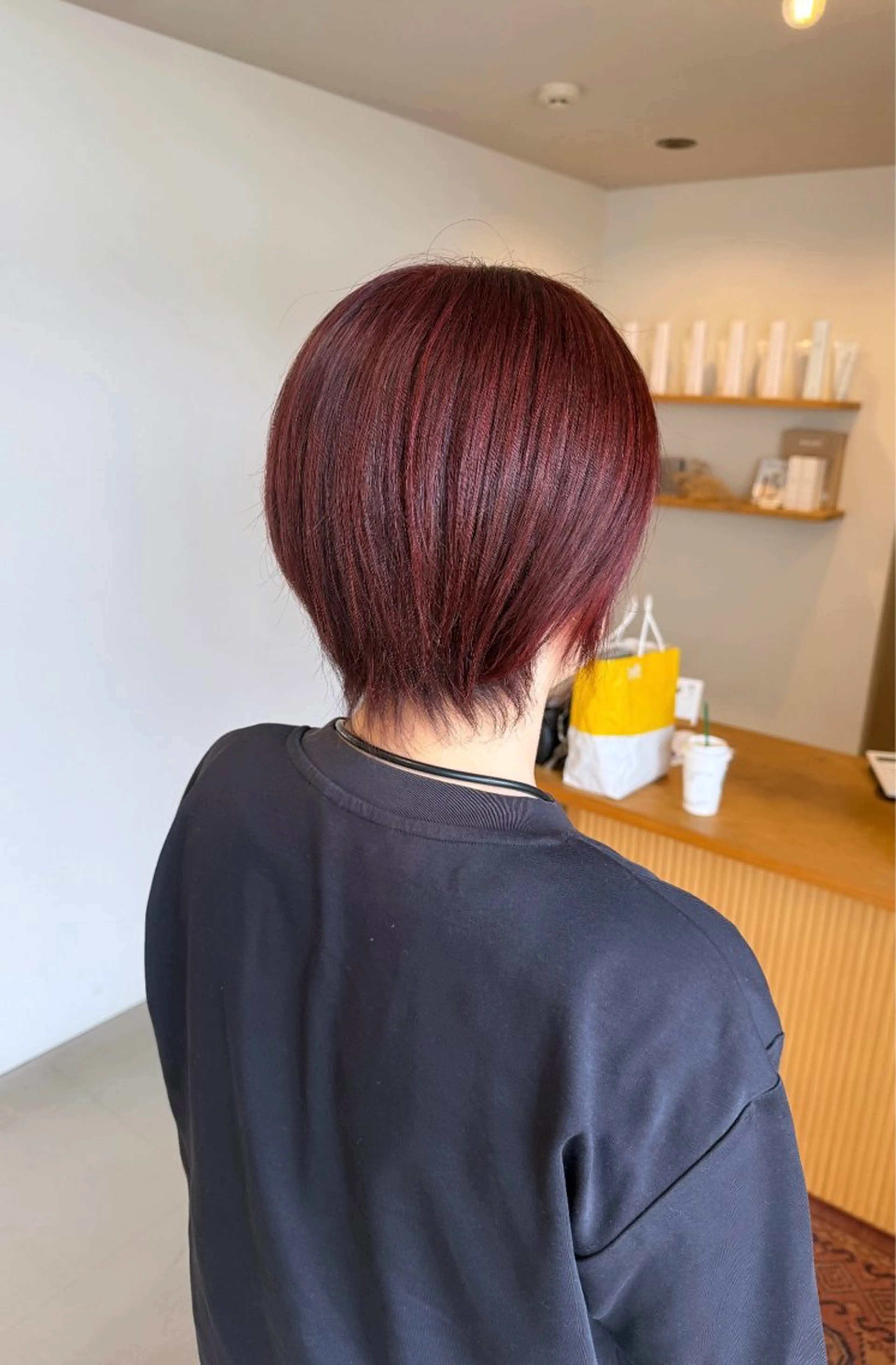カラー ハイライトカラー レッドカラー 新美 あかねのヘアスタイル