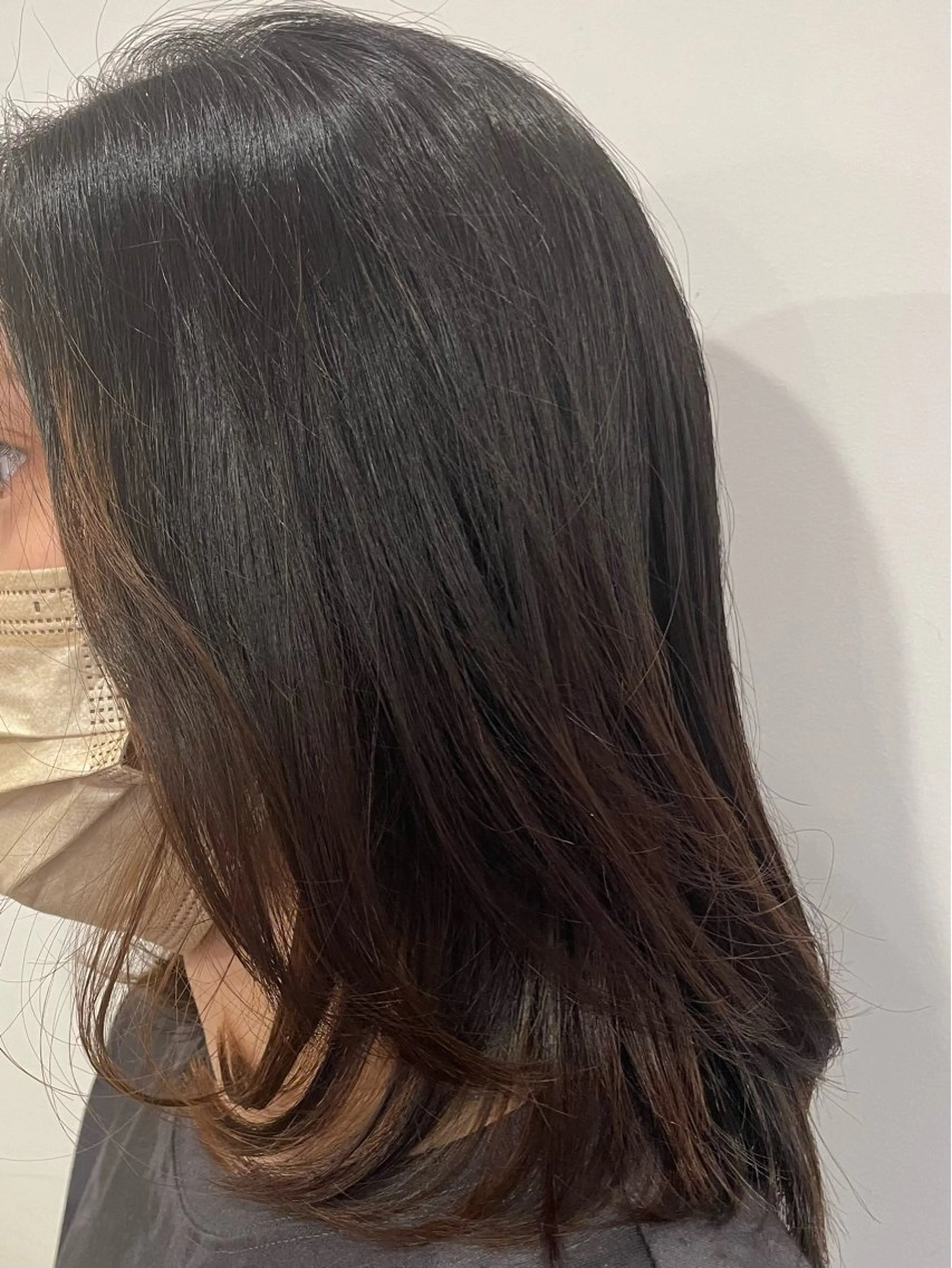 ミディアム 坂元 心愛のヘアスタイル