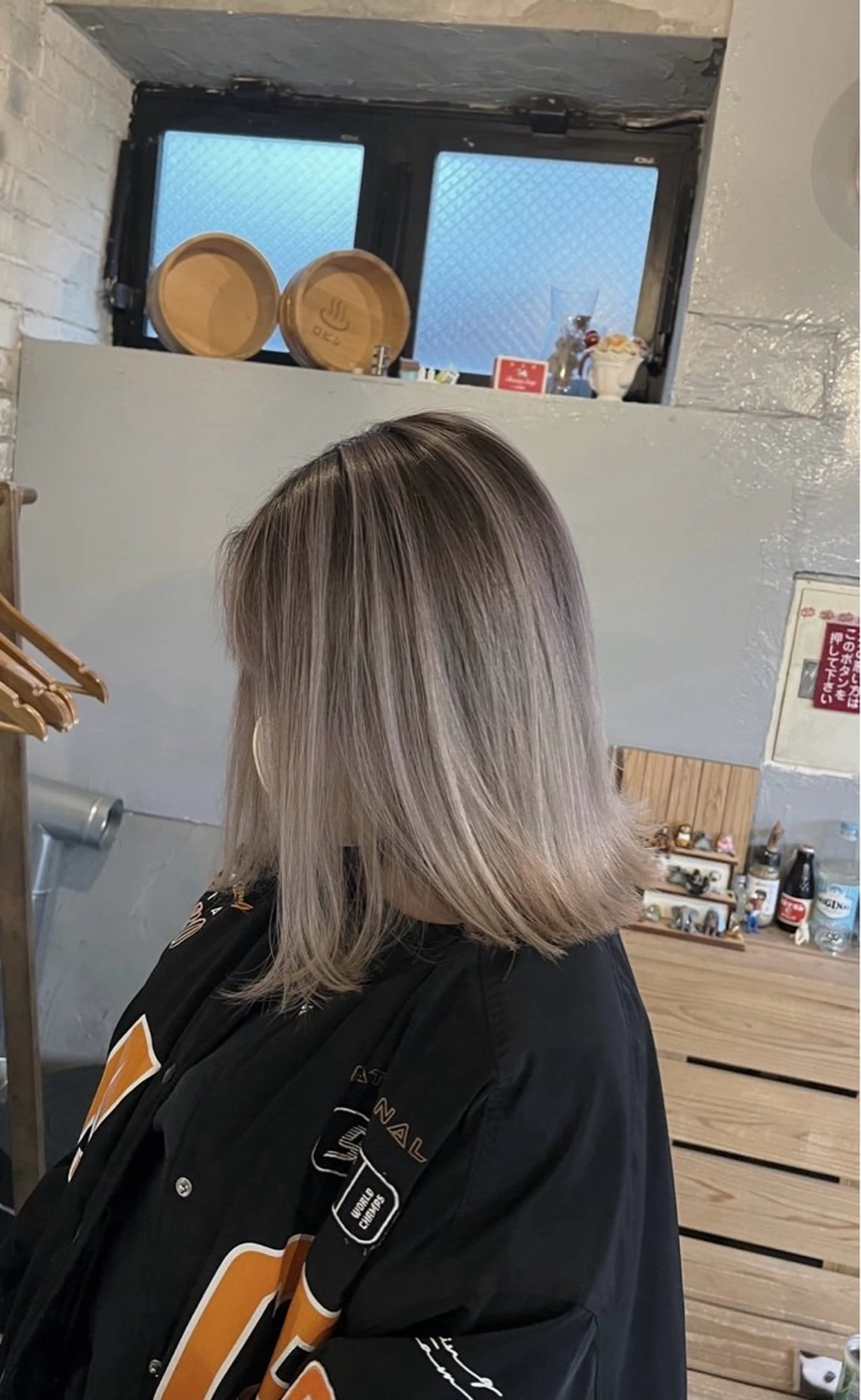 ショート カラー バレイヤージュ グレージュ レイヤーカット ヘアカラー トリートメント ROBIN所属・指名数No.1 /NAOYAのヘアスタイル