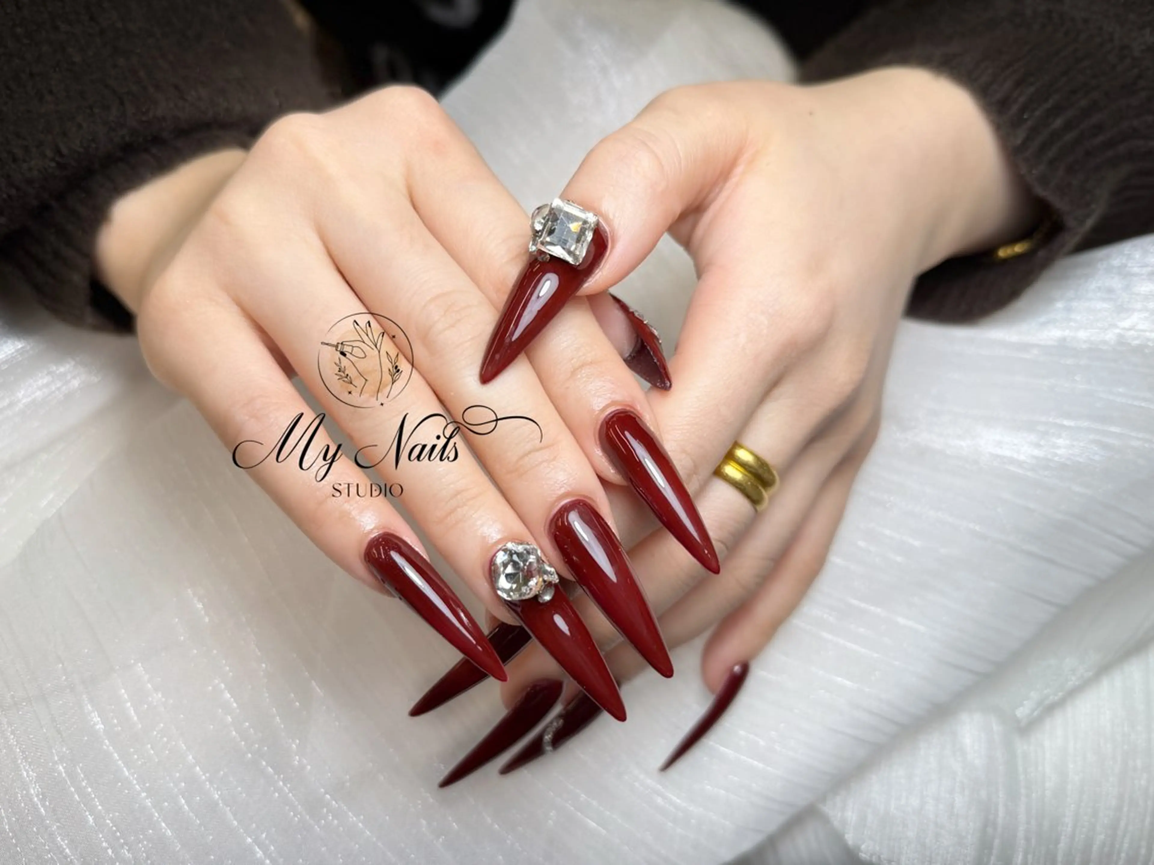 ネイル 赤色 My Nail Salon所属・My Nail Salonのネイルデザイン