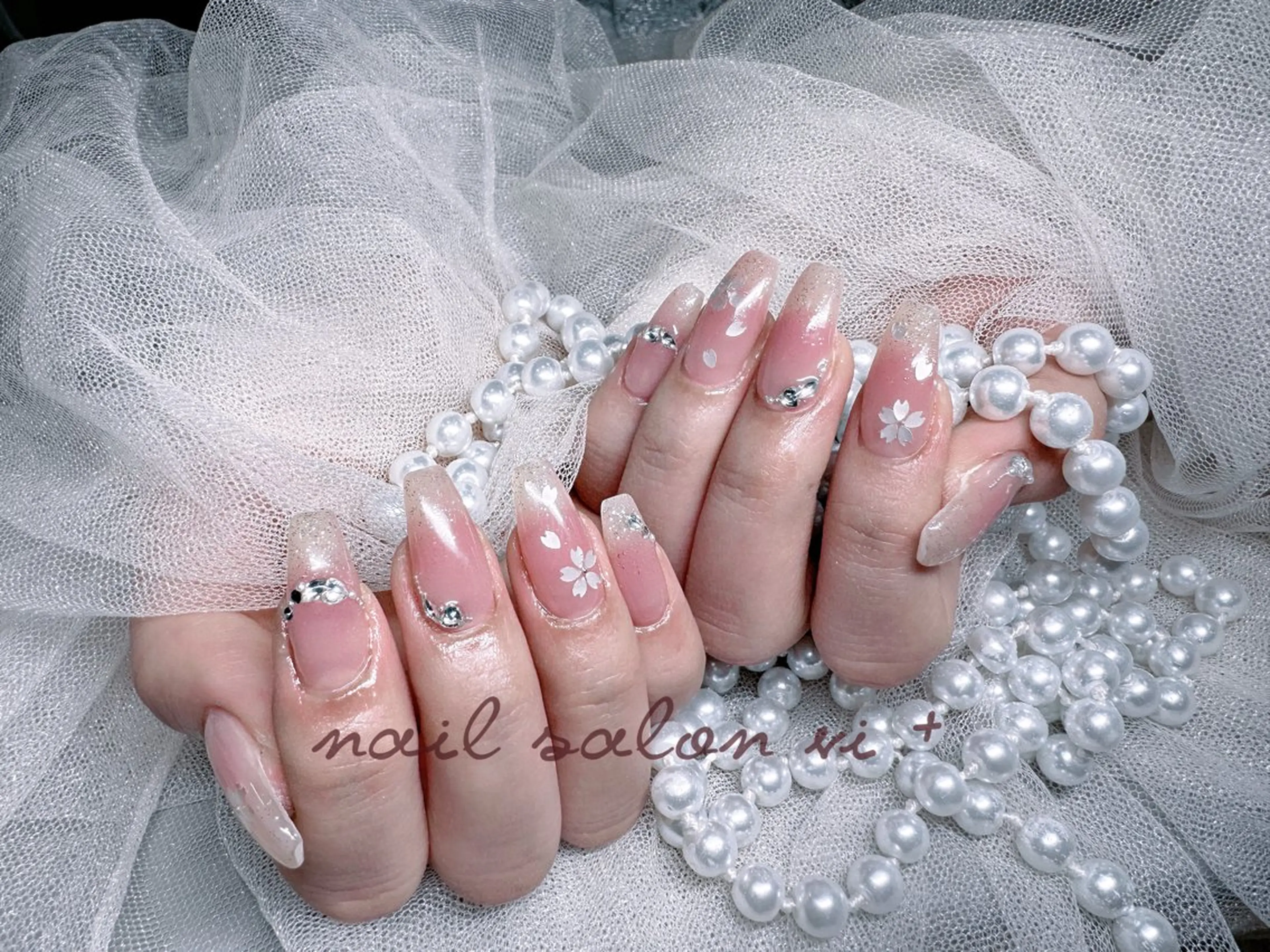 ネイル ハンドネイル ✨Nailsalon Vi+✨のネイルデザイン