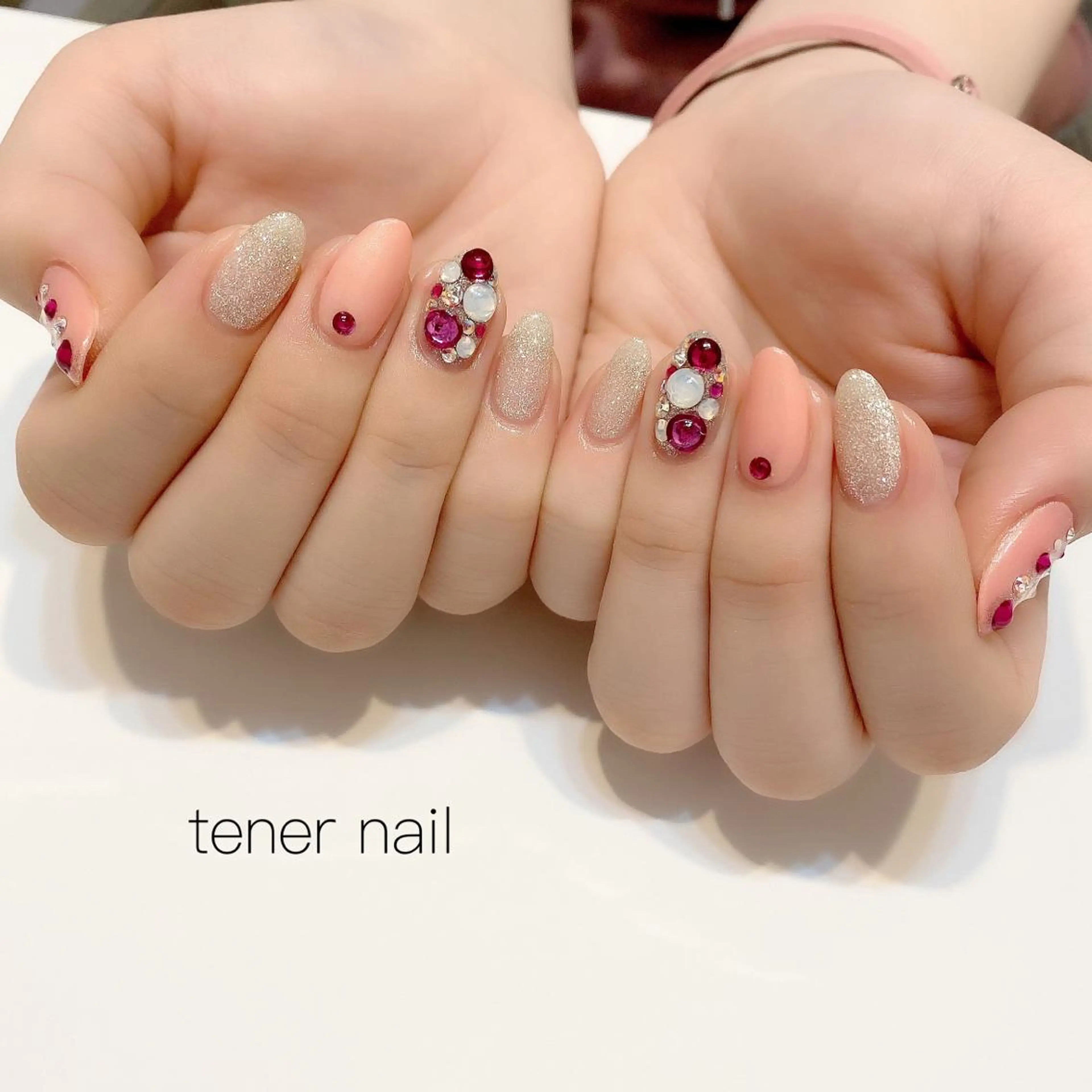 ネイル アートネイル ストーンネイル tener  nail  テネルネイル所属・テネルネイル tener nailのネイルデザイン