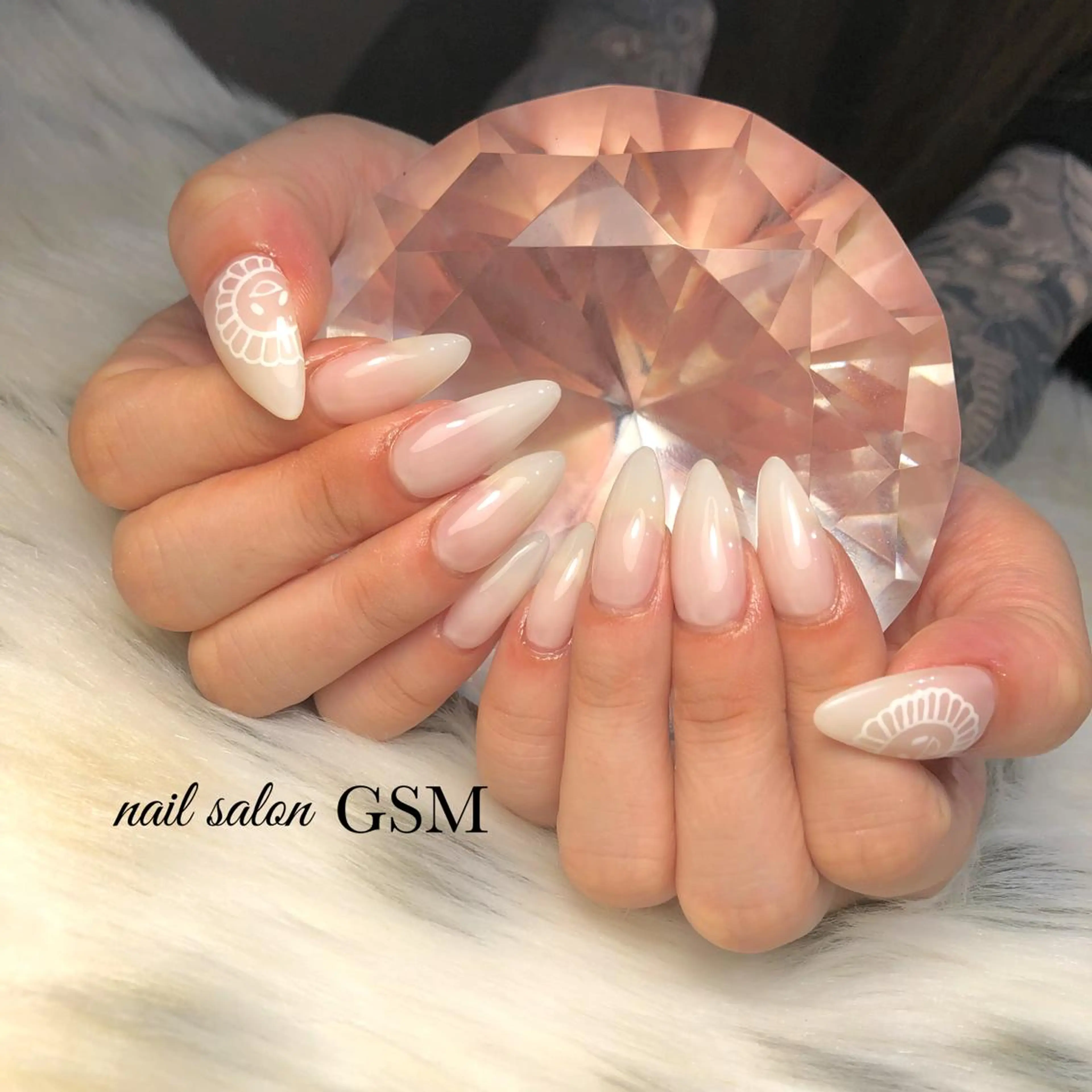 ネイル シンプルネイル ハンドネイル nail salon GSMのネイルデザイン