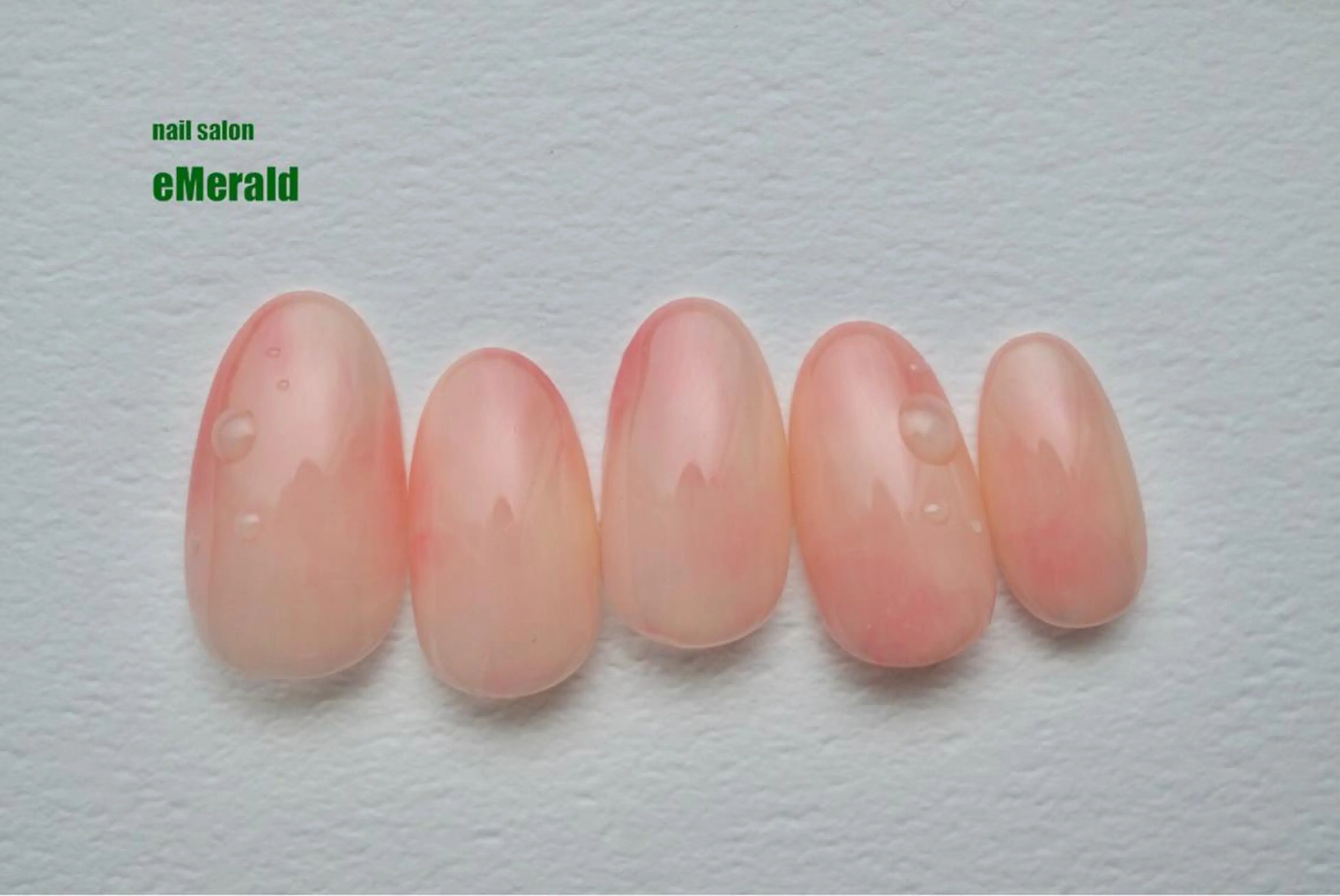 ネイル nailsalon eMeraldのネイルデザイン