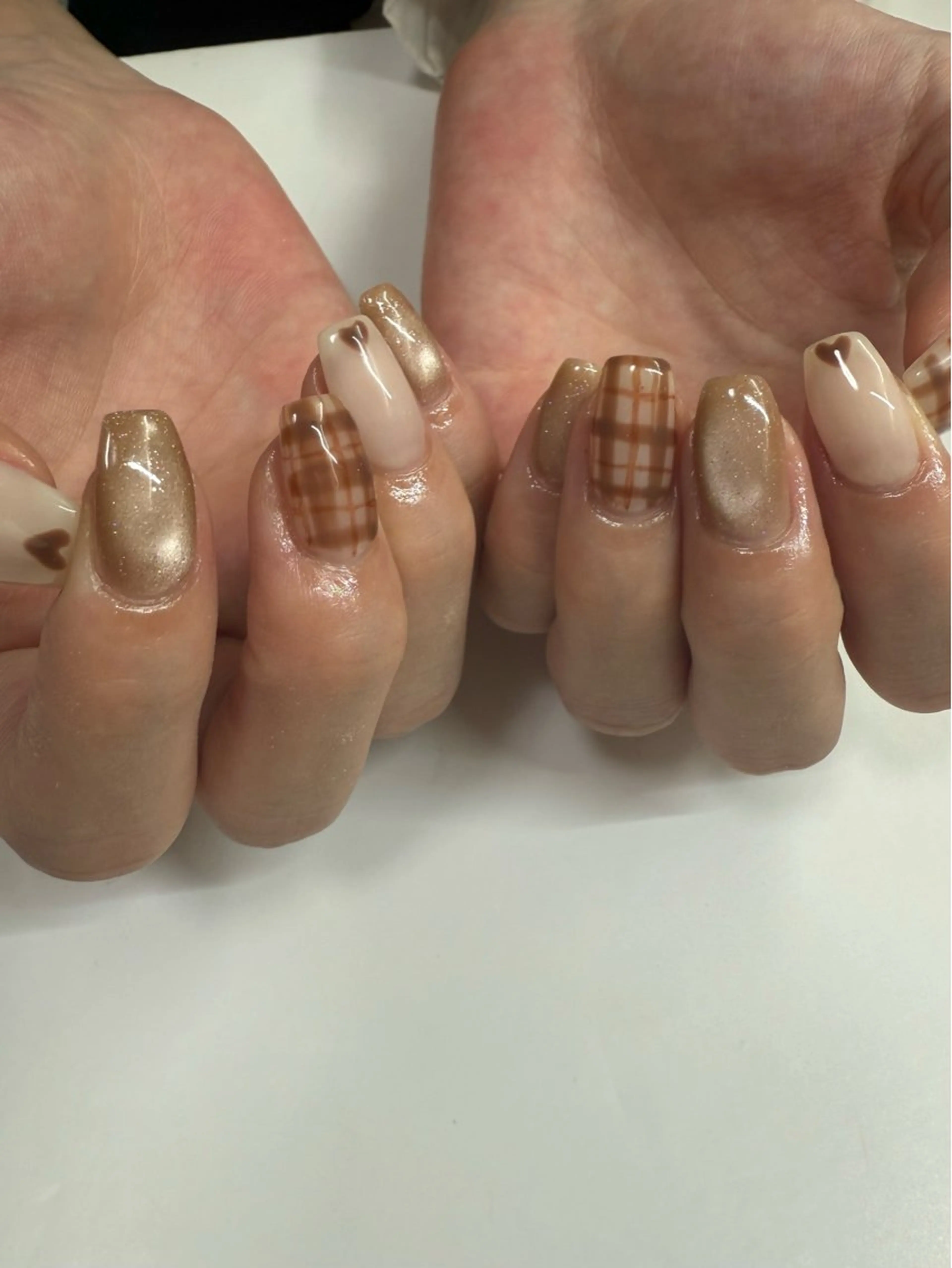 ハンド シンプルデザインの写真