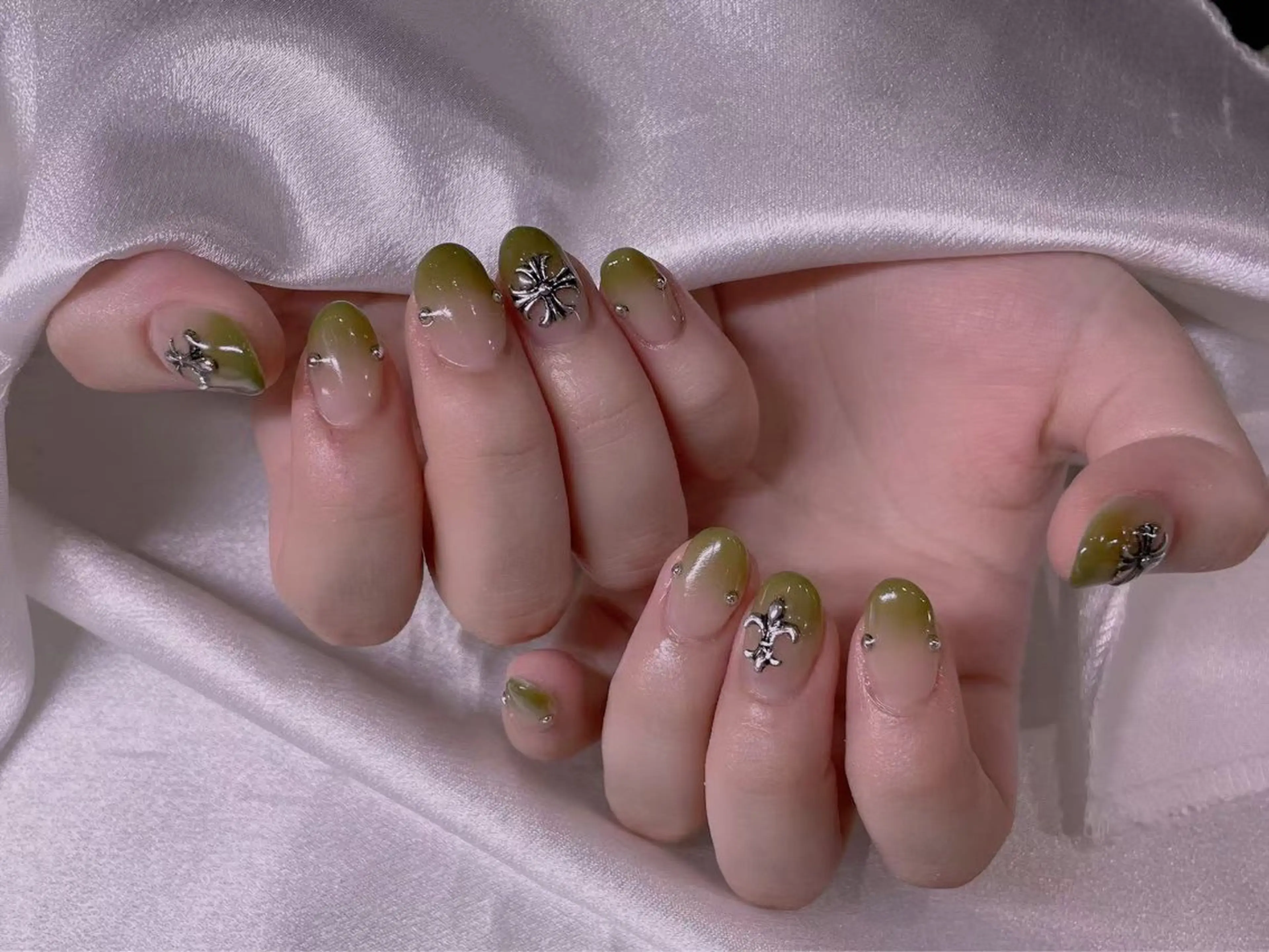 ネイル ハンドネイル エムズ ハヤシのネイルデザイン