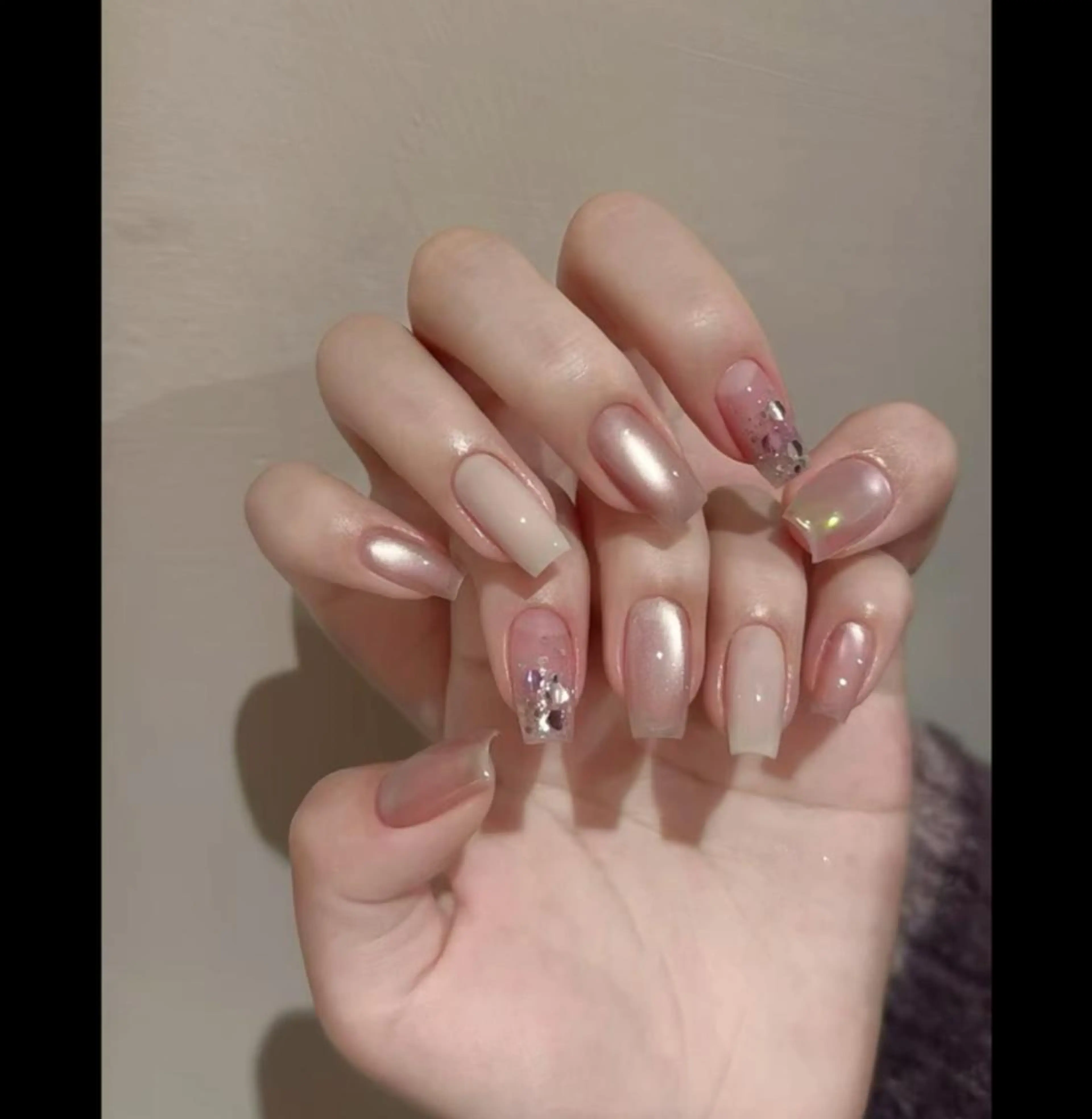 ネイル へぜリヒ ·もものネイルデザイン