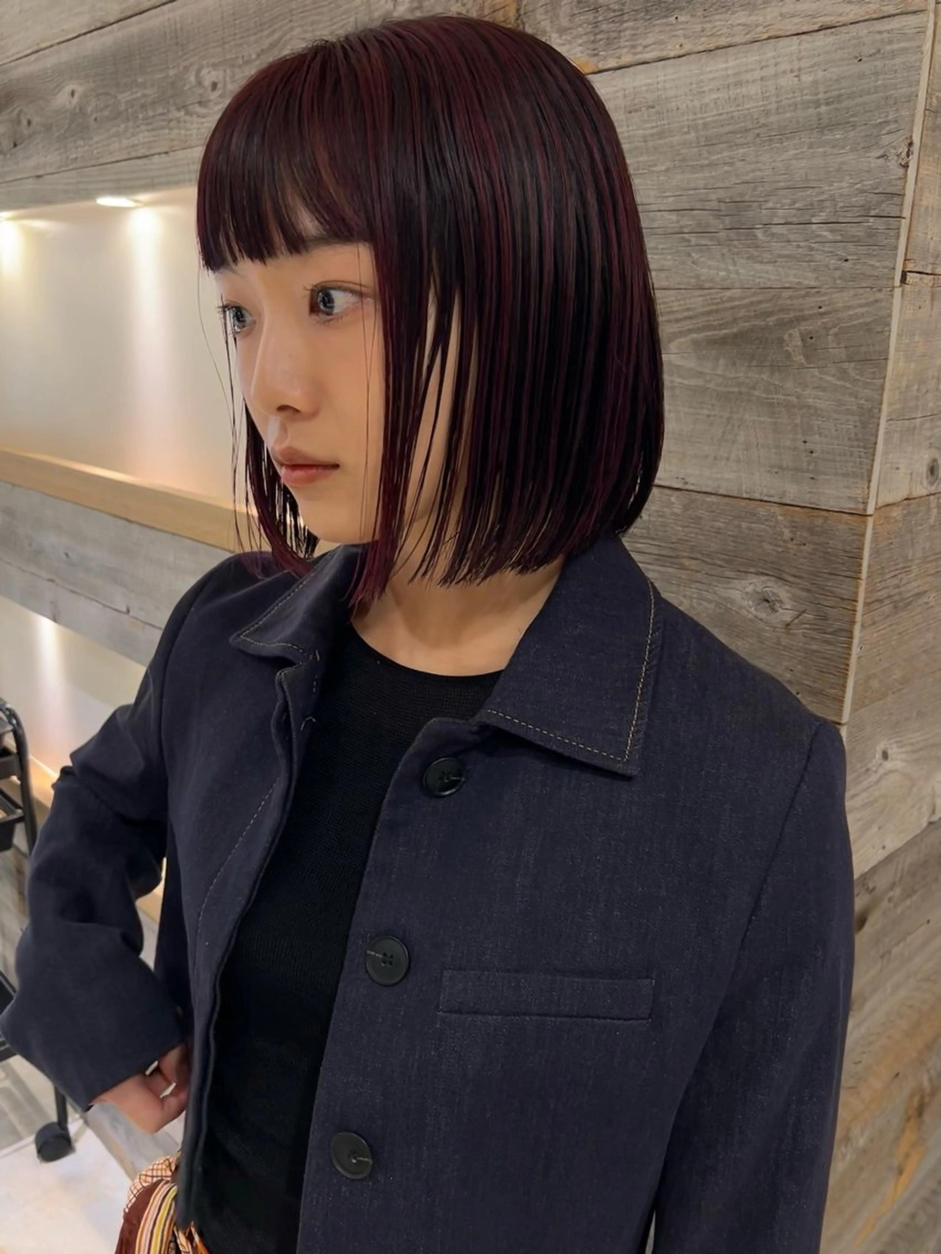 ショート カラー ハイライトカラー ボブ ハイライト カット ヘアカラー トリートメント Loom.所属・村上雅人 ナチュラルモードのヘアスタイル