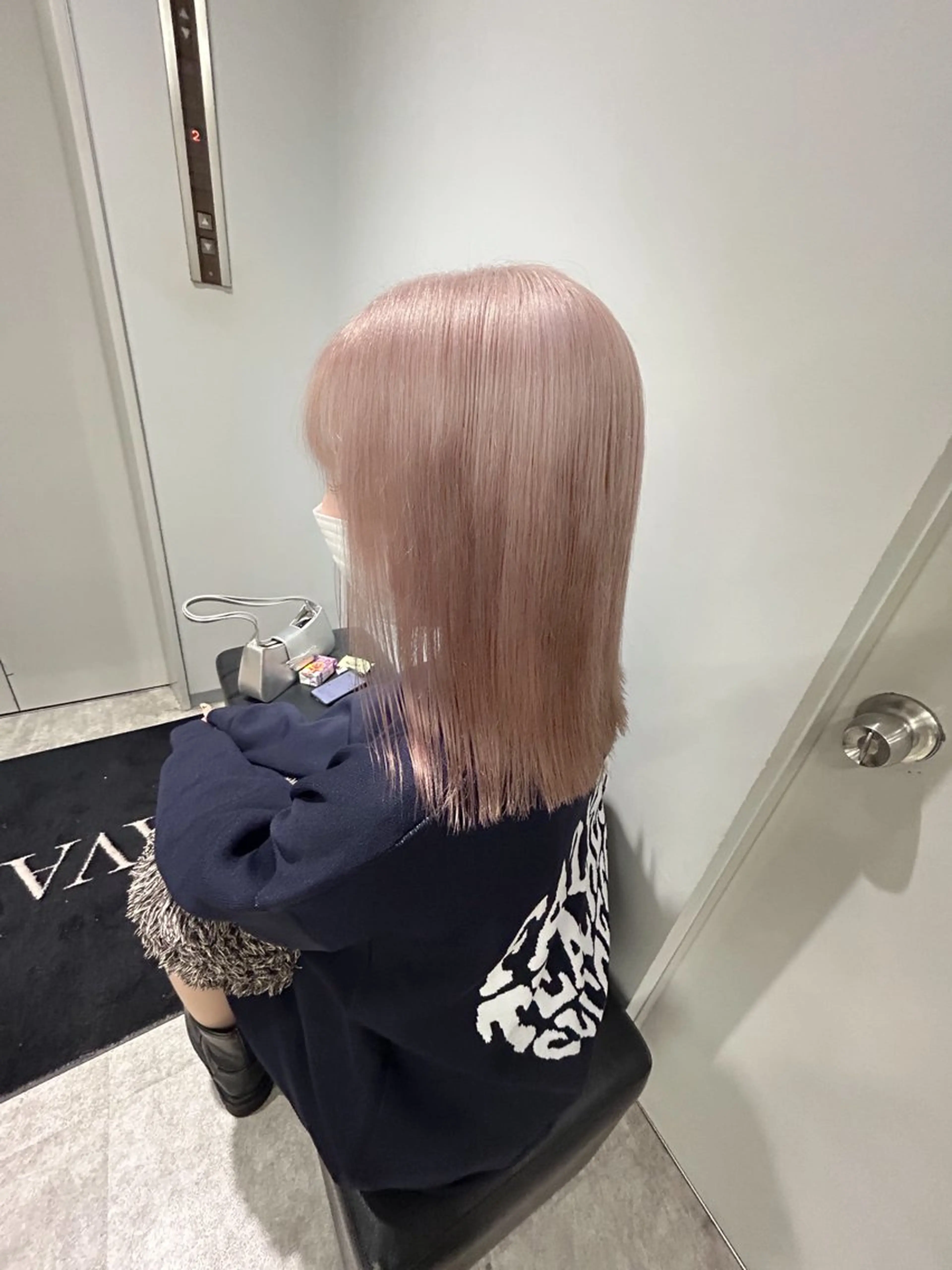 ミディアム カラー カット ヘアカラー AVANCE京橋所属・ハイトーンヘア/ 島崎　タクミのヘアスタイル