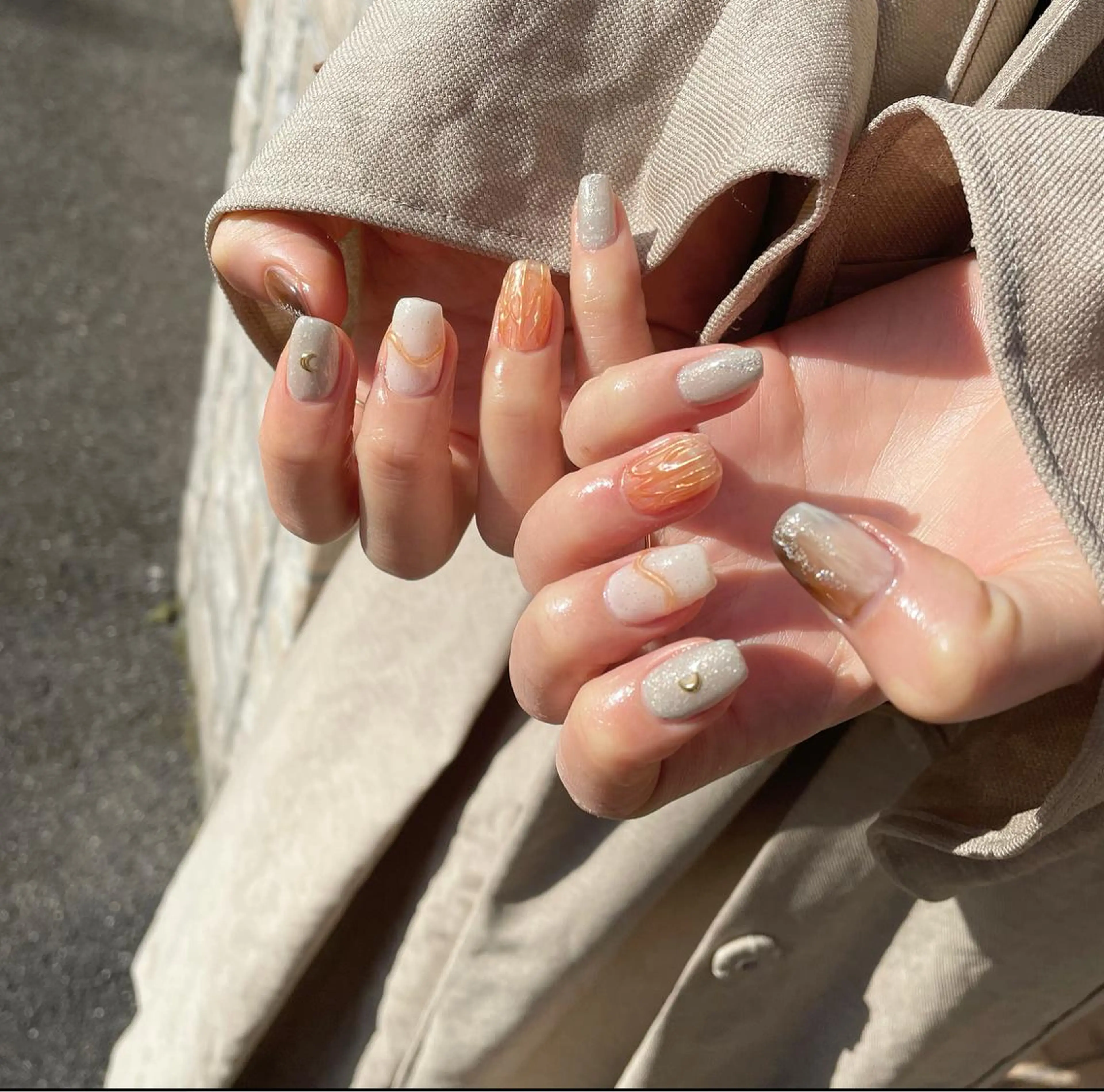 ネイル ニュアンスネイル アイブロウ,ネイル /momoの眉毛・アイブロウイメージ