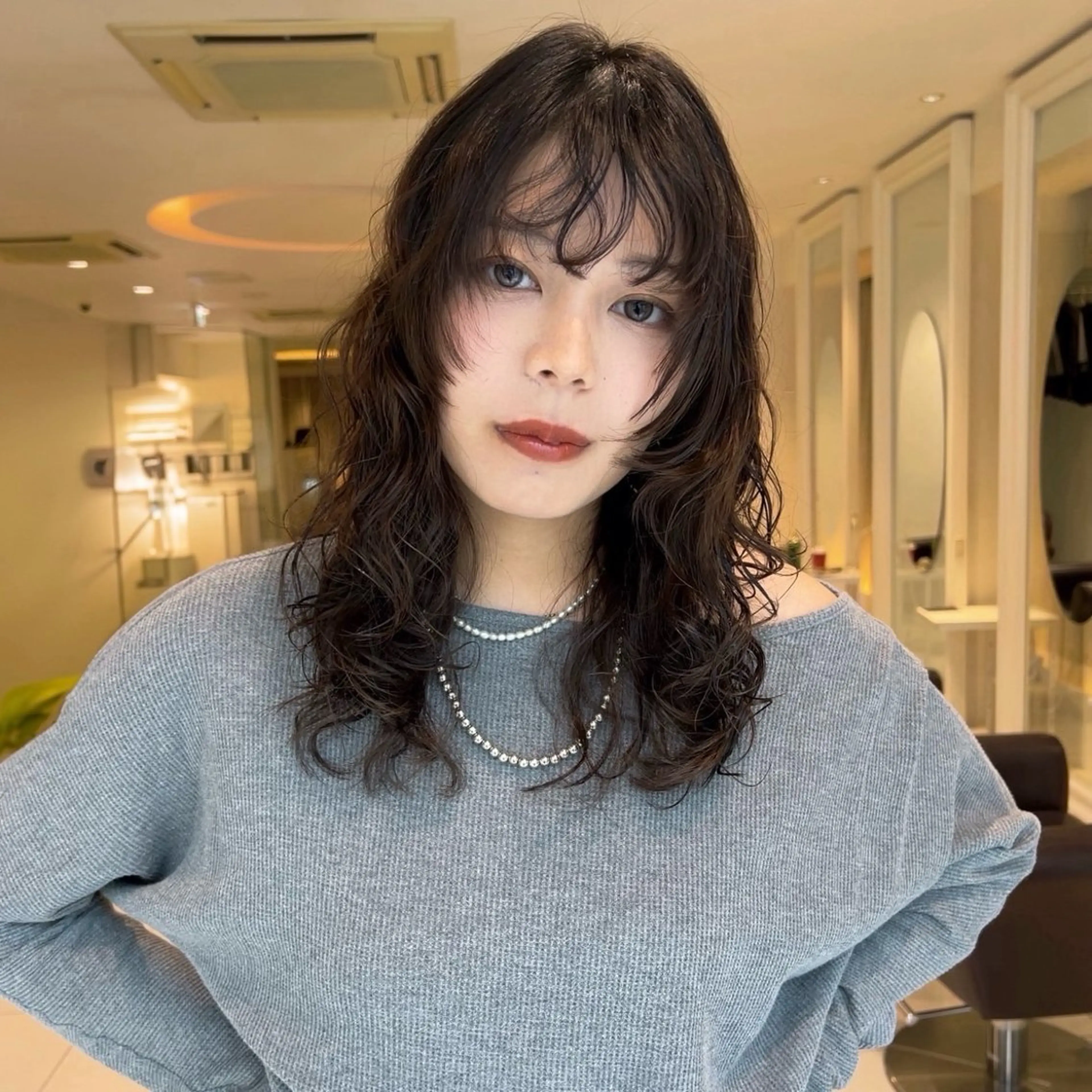 パーマ モデル募集/カレン /レイヤーカットのヘアスタイル