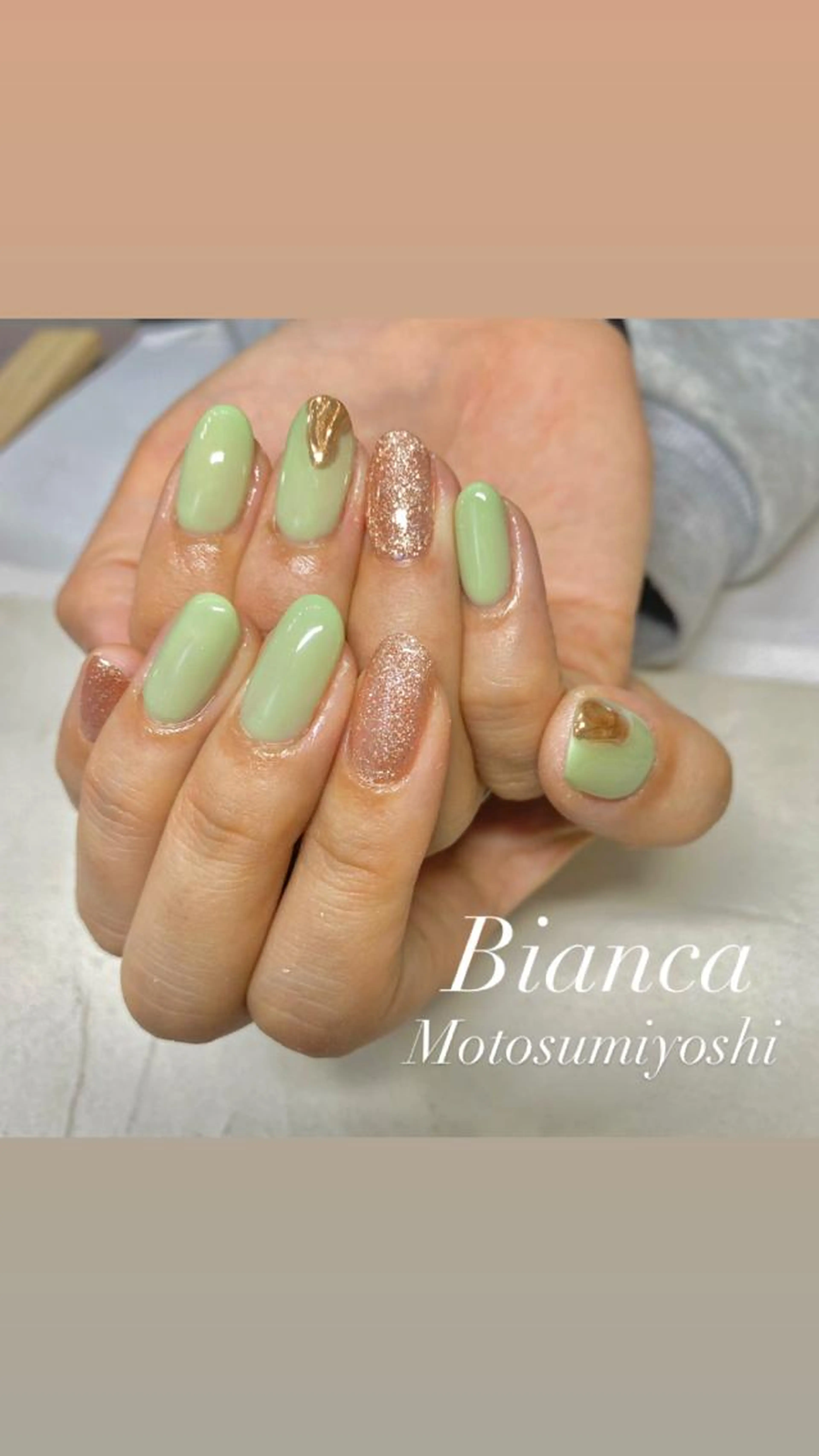 【オフ有り】ハンドワンポイント💅✨「パラジェル＋1100円」（オフ代別途）【元町・中華街】の写真