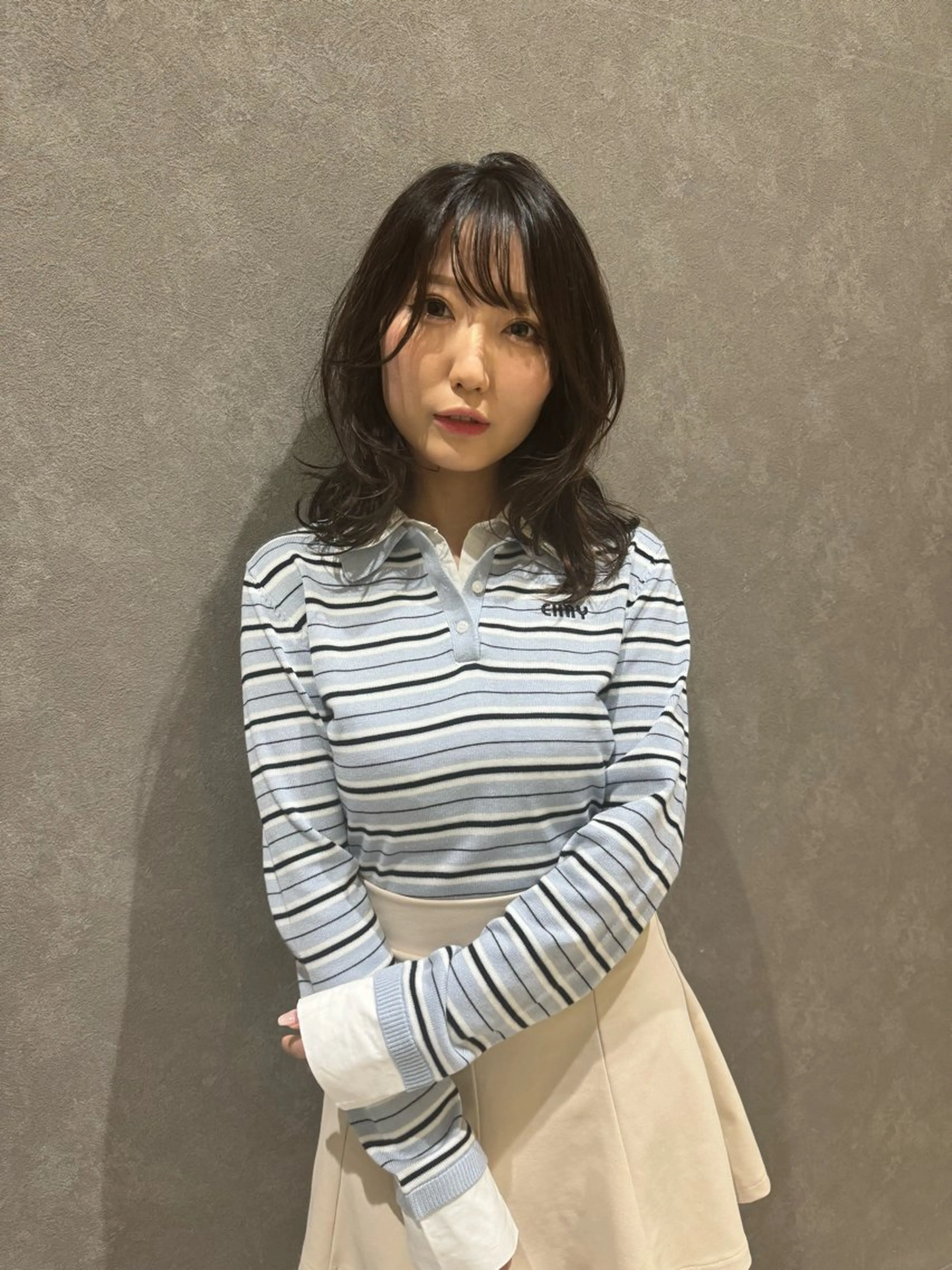 ミディアム くびれヘア リルウヘアー 天王寺のヘアスタイル