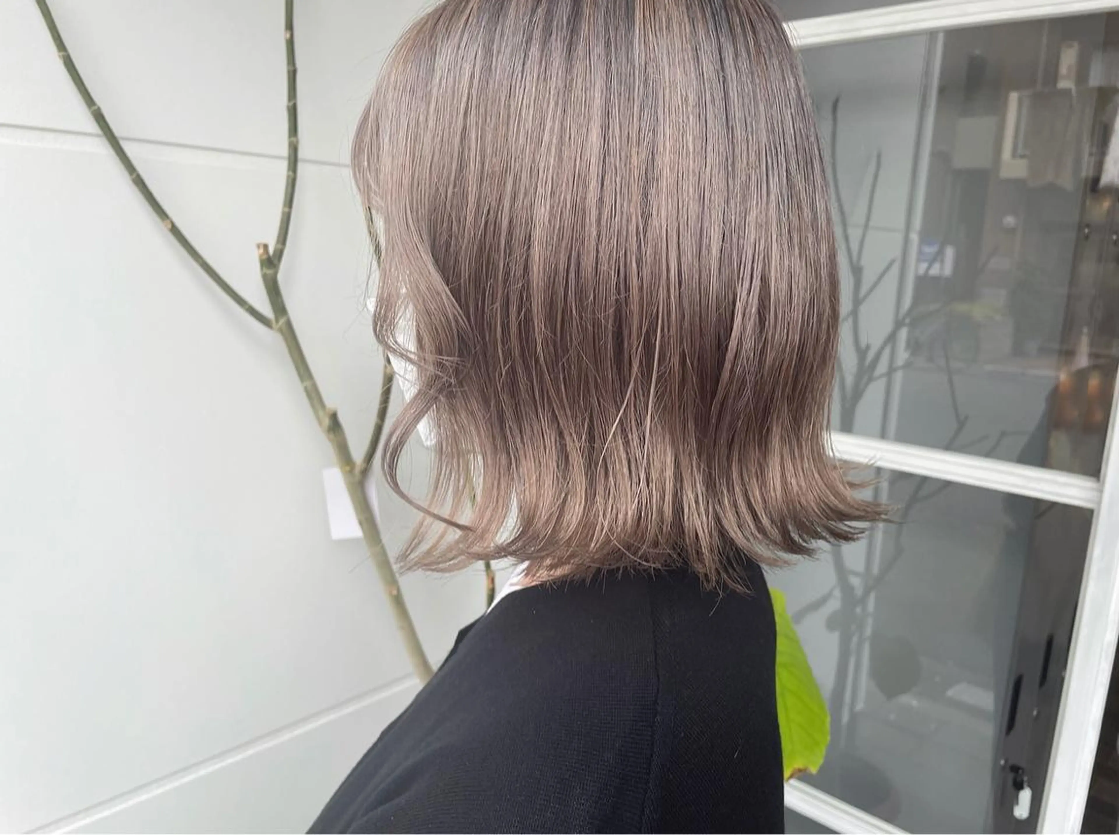 ミディアム カラー ヘアアレンジ グレージュ ボブ ヘアカラー たかいわ みきのヘアスタイル