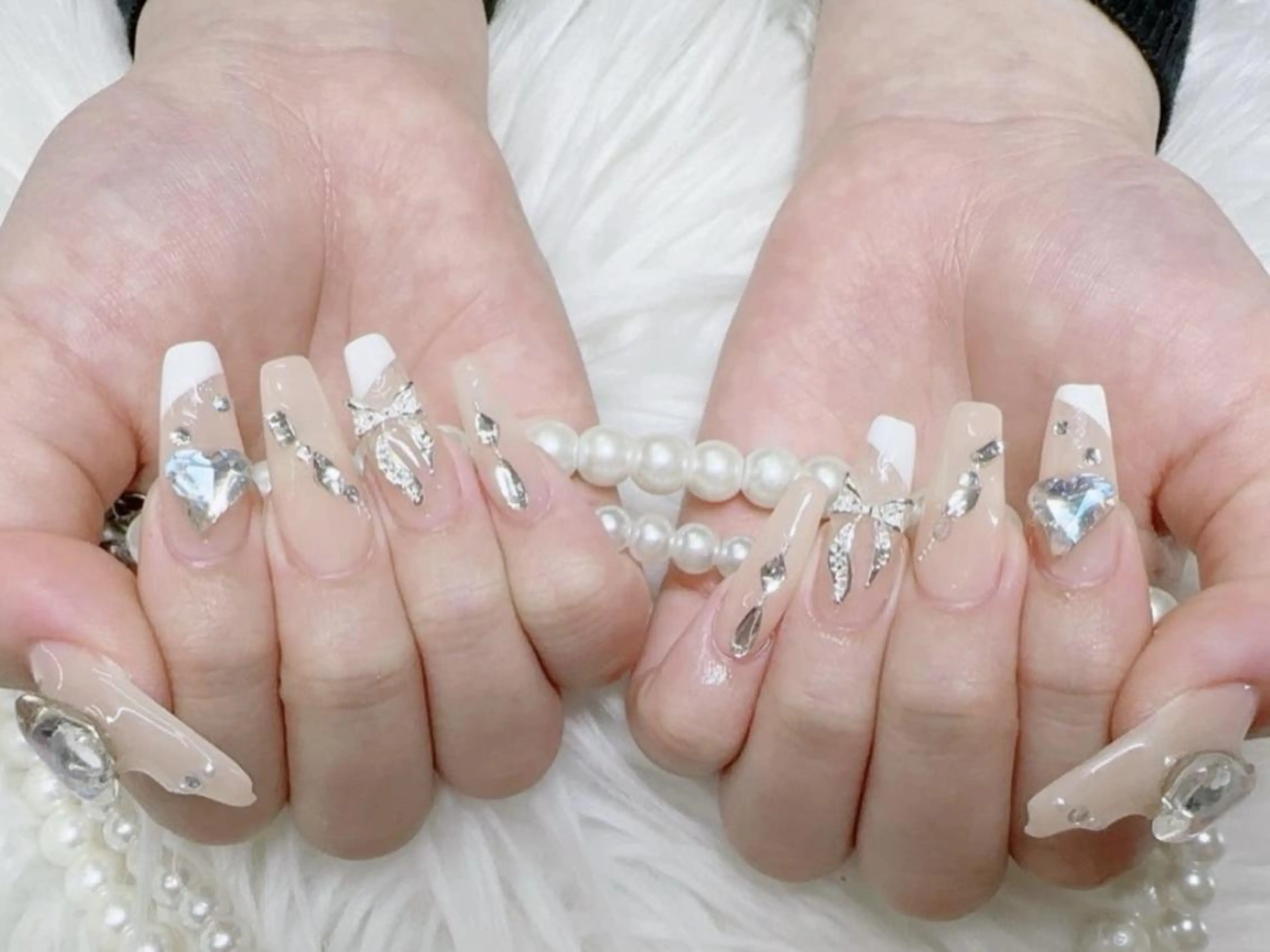 メンズ ネイル アートネイル フレンチネイル ジェルネイル キラキラネイル パラジェル Bloom kabukiのネイルデザイン