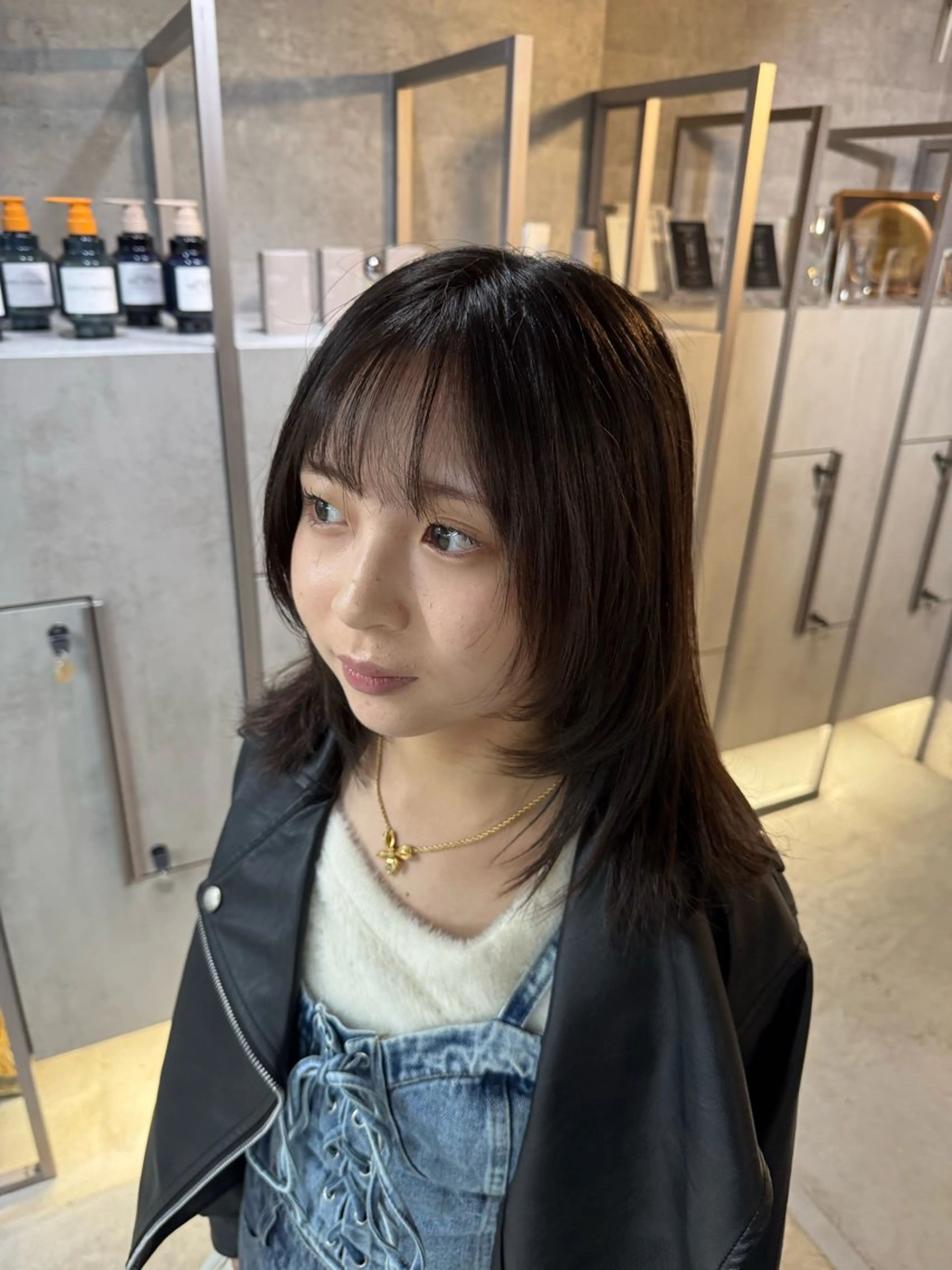 ミディアム あなたのお悩み改善" You"💚❤️💛のヘアスタイル