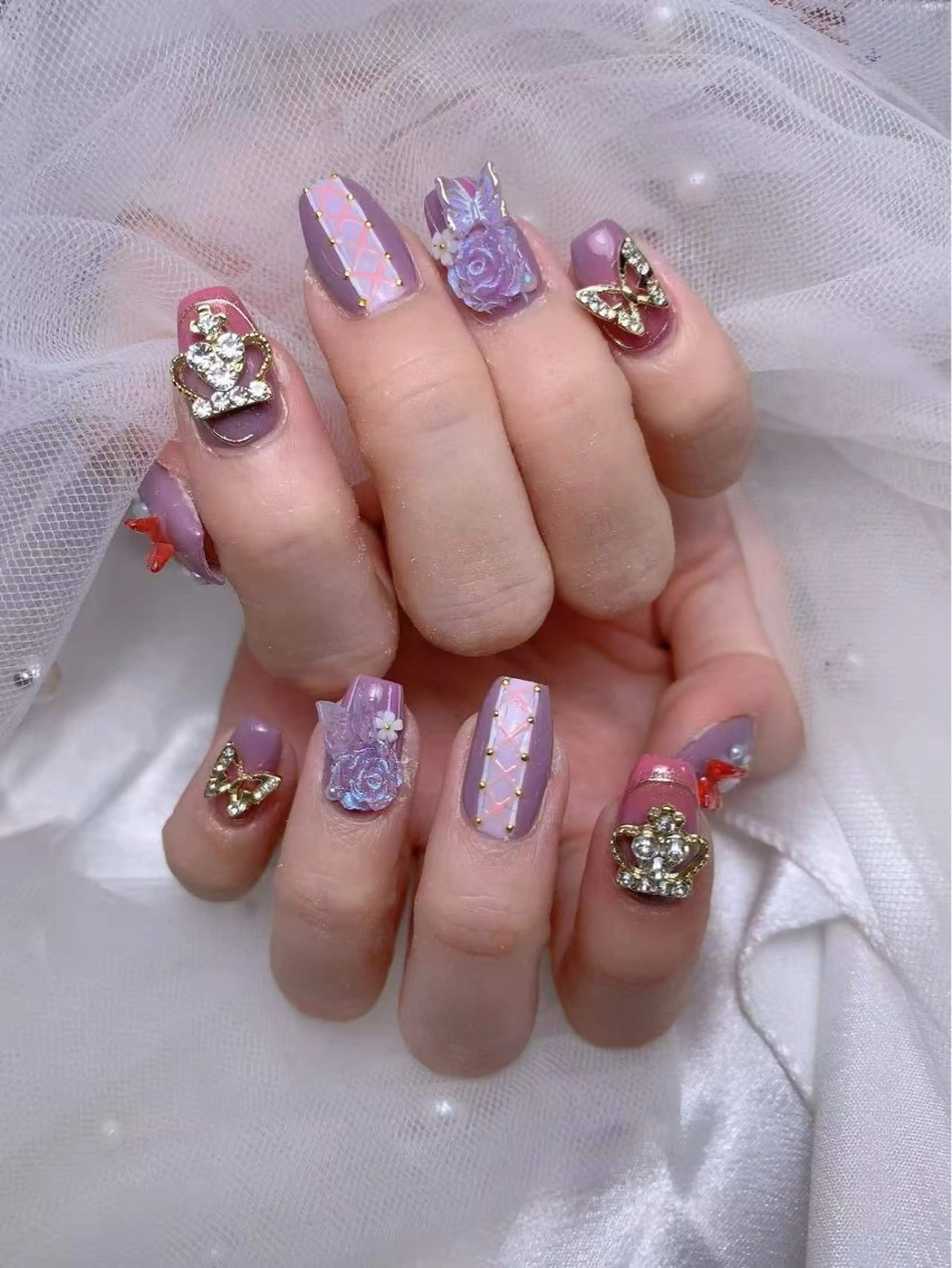 ネイル チョウ チョウのネイルデザイン