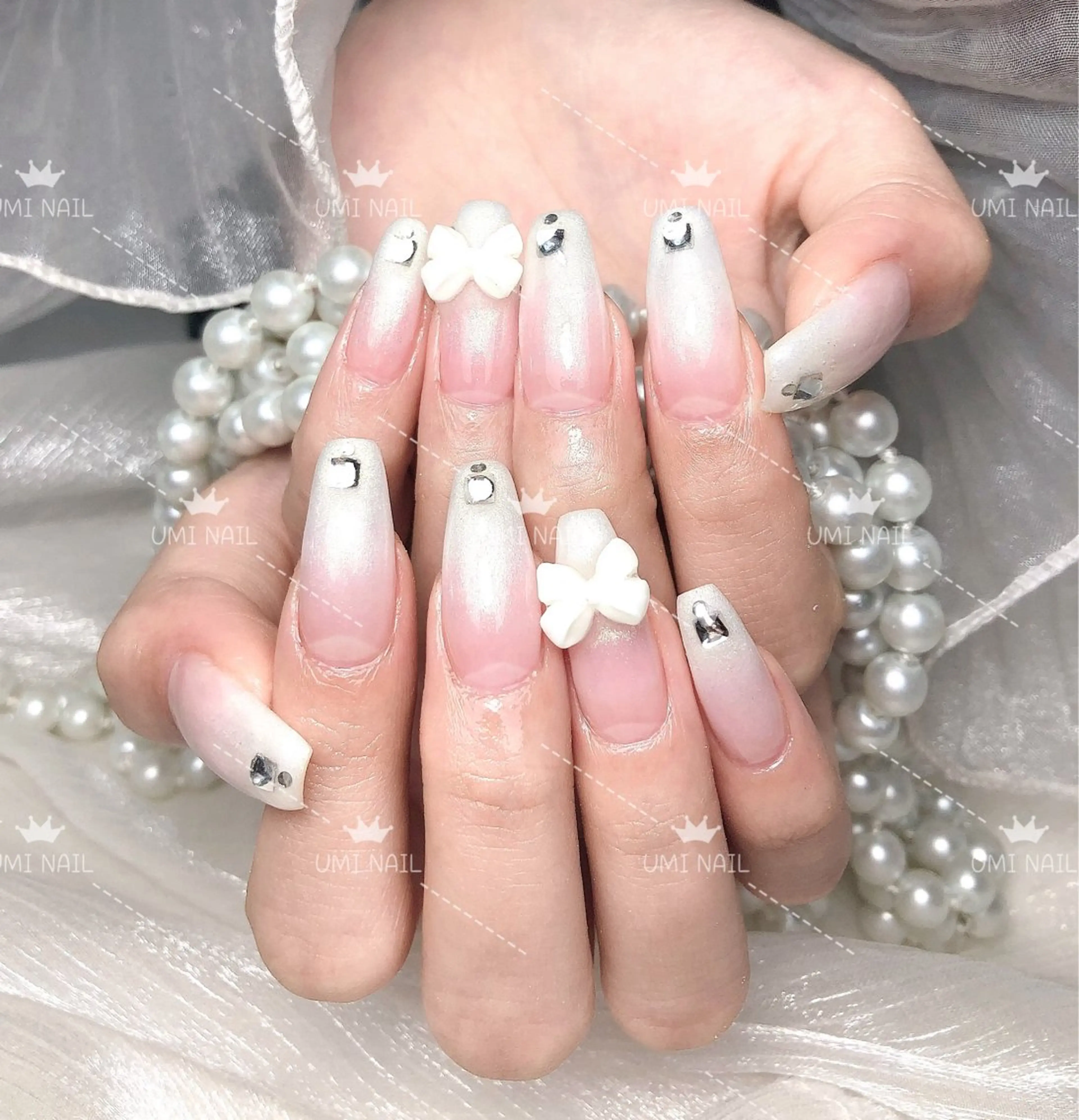 ネイル ハンドネイル ハンドケア LUXE NAIL SALONのネイルデザイン