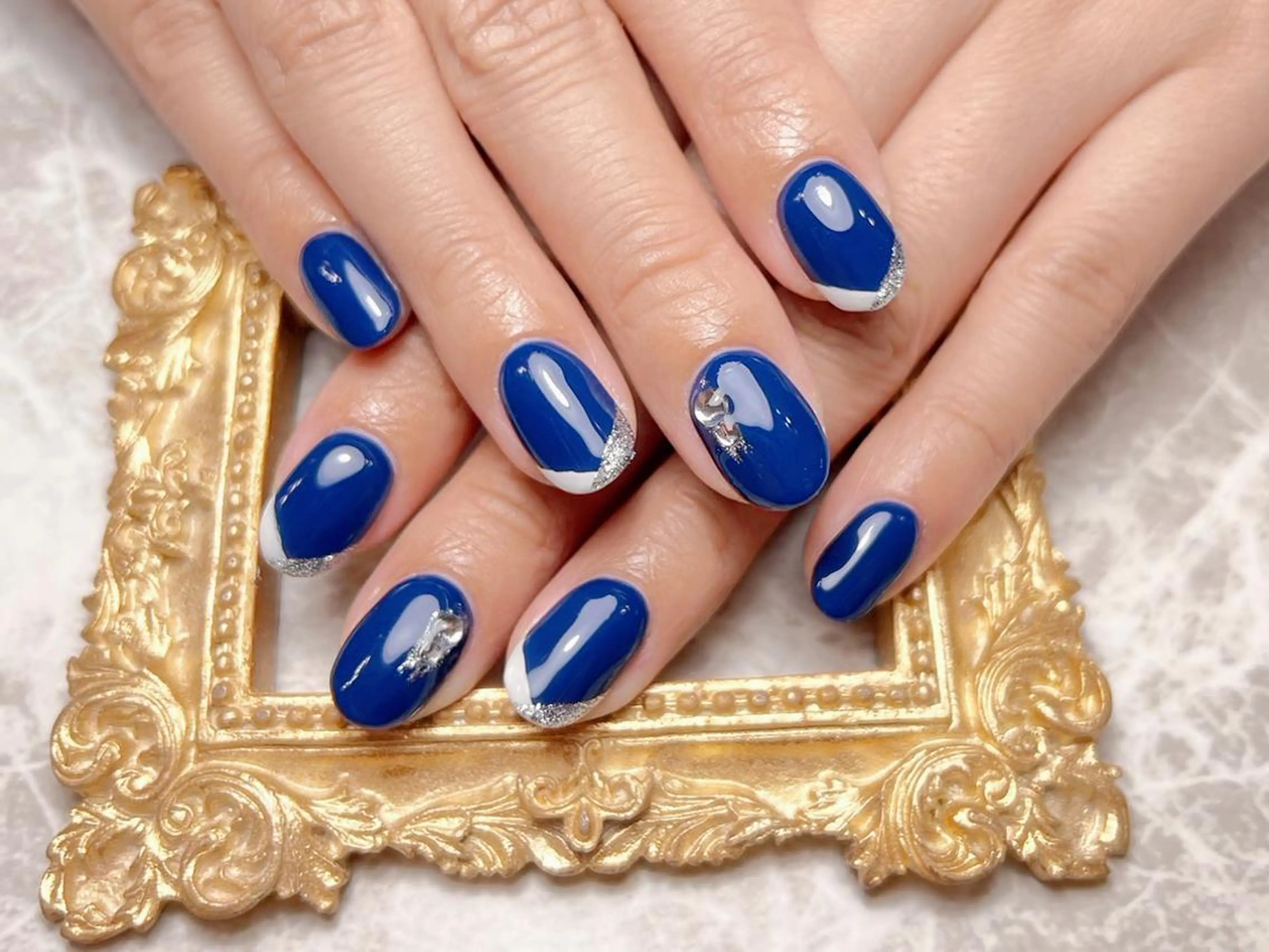 ネイル ハンドネイル マジックミラー所属・マジック ミラーのネイルデザイン