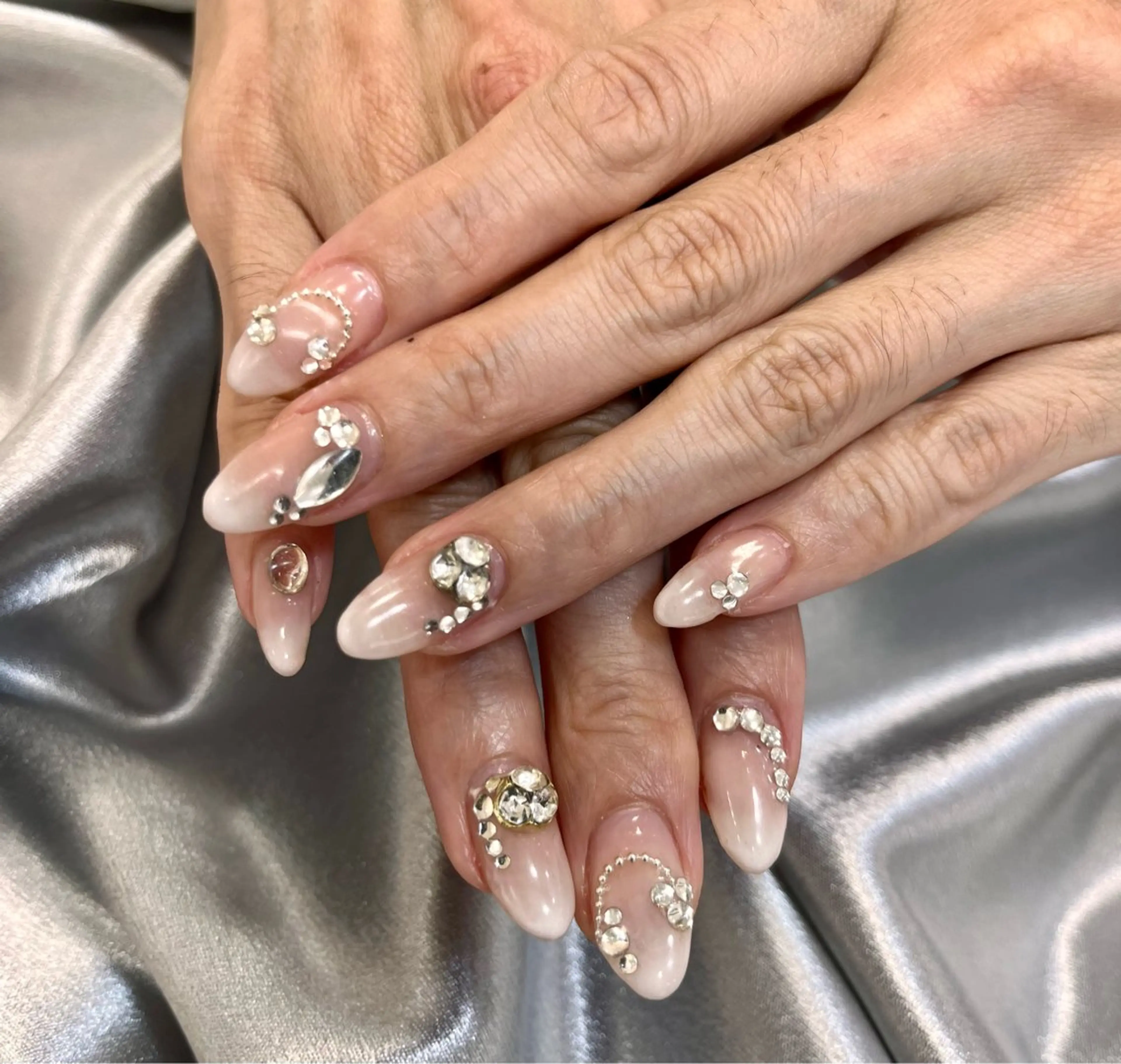 ネイル ハンドネイル Re Gray所属・トータルビューティー Re Grayのエステ・リラクイメージ