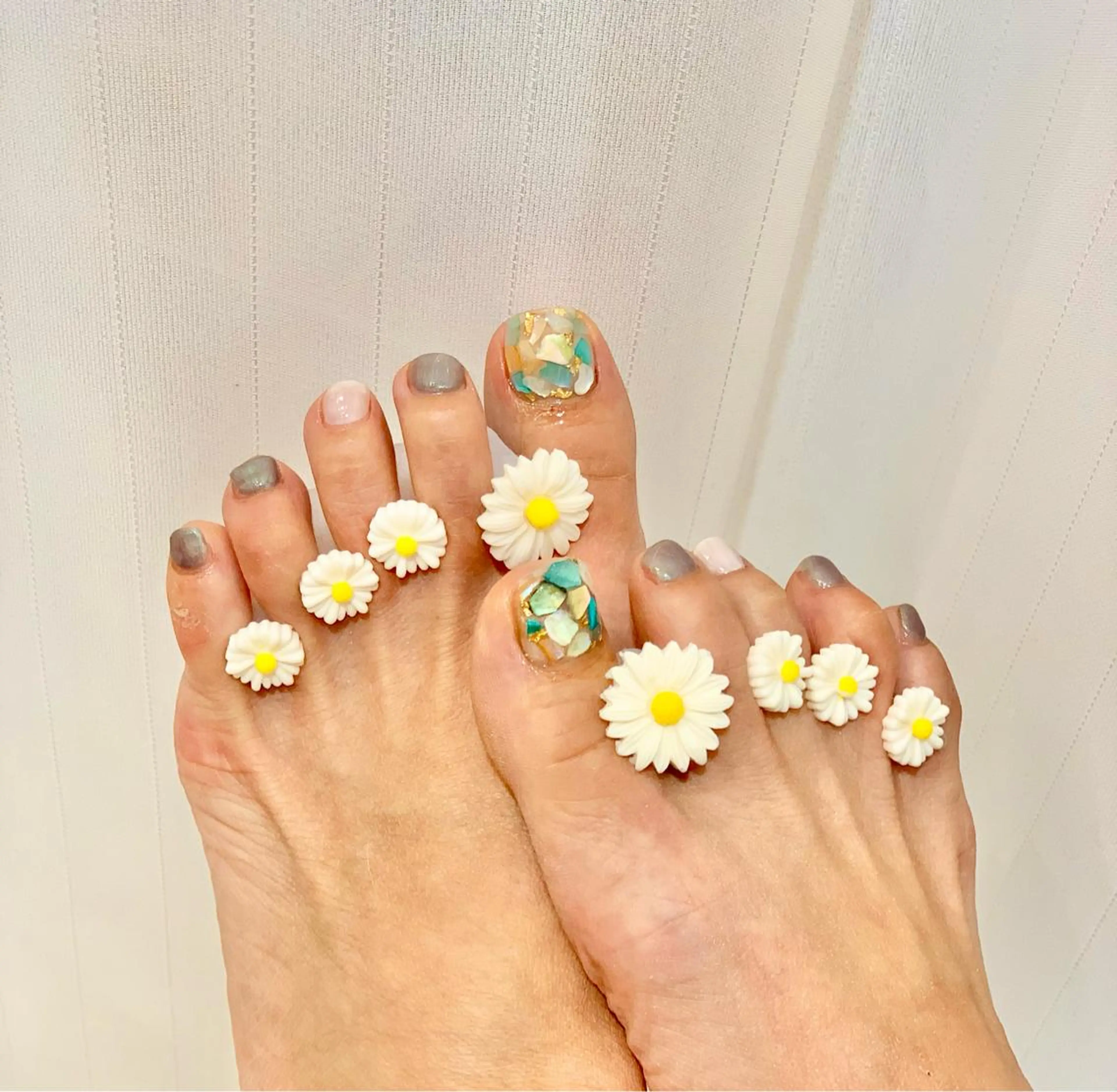 ネイル フットネイル うるま市サロン Yuko Izawaのネイルデザイン