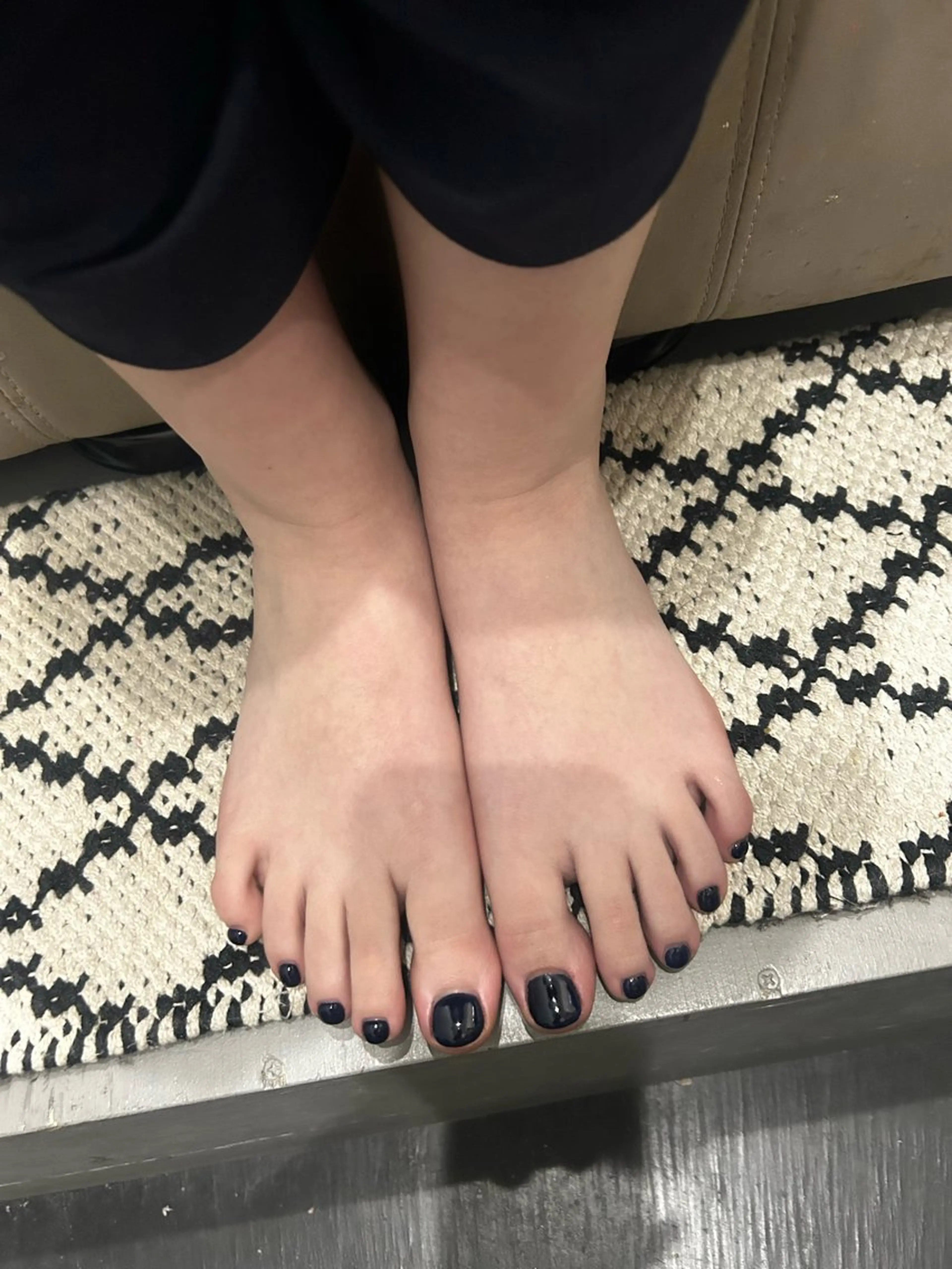 ネイル フットネイル ワンカラーネイル 高山 あかりのネイルデザイン
