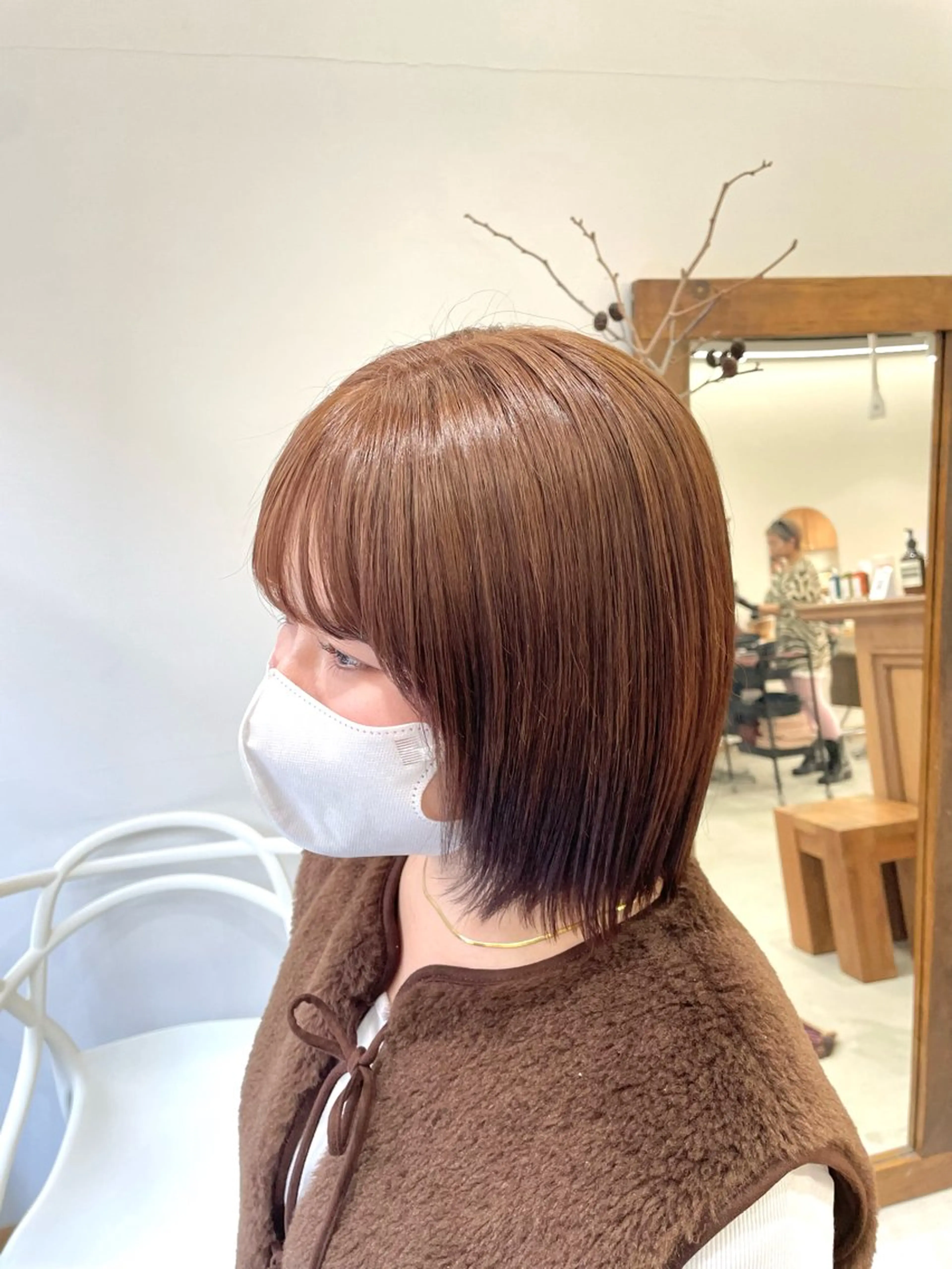 ショート カラー ベージュカラー ブリーチ ダブルカラー ブリーチなしカラー カット ヘアカラー 慎太朗/パーマ/ボブ /センターパートのヘアスタイル