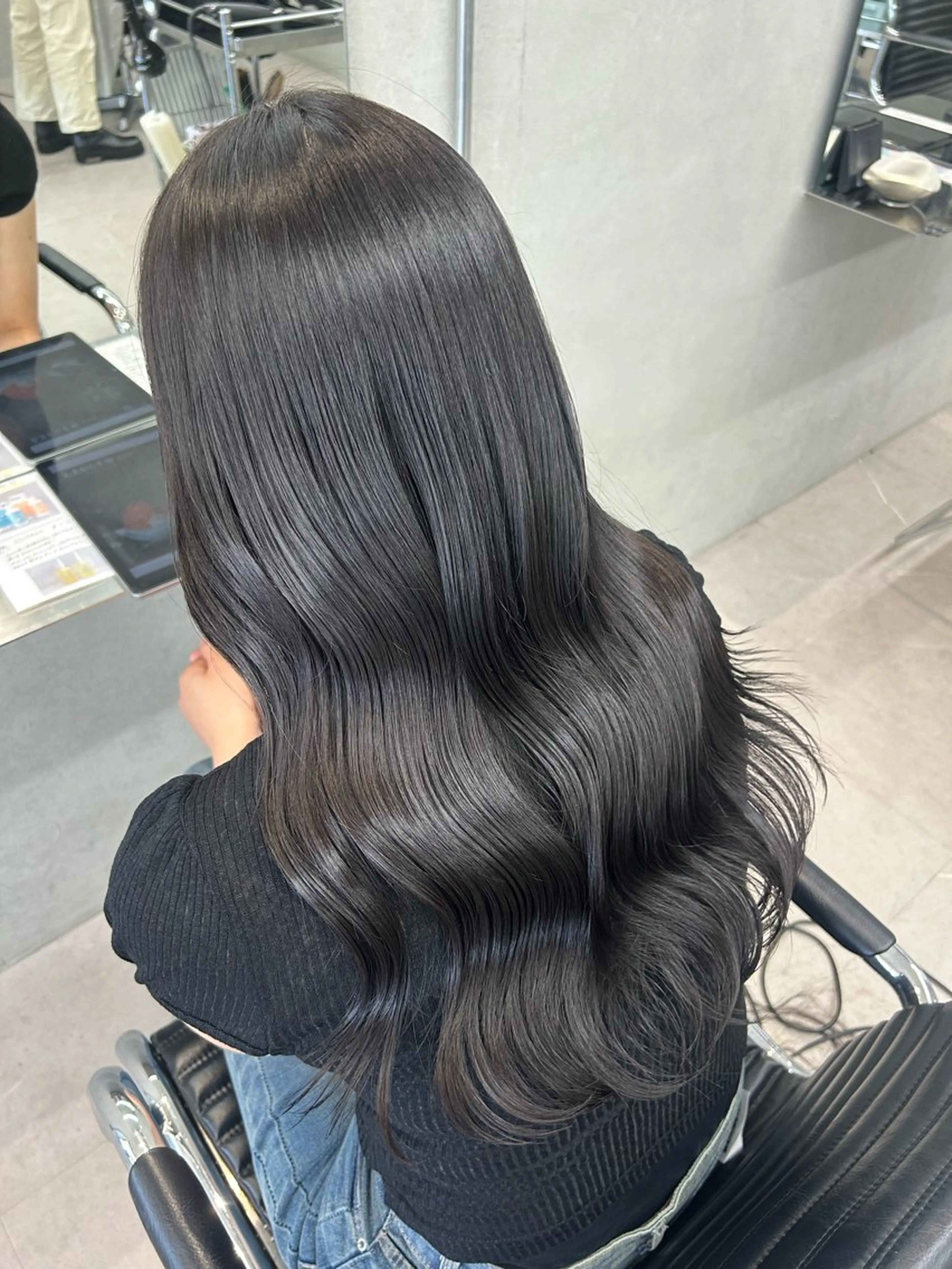 ロング カラー カット ヘアカラー トリートメント IO イオリのヘアスタイル