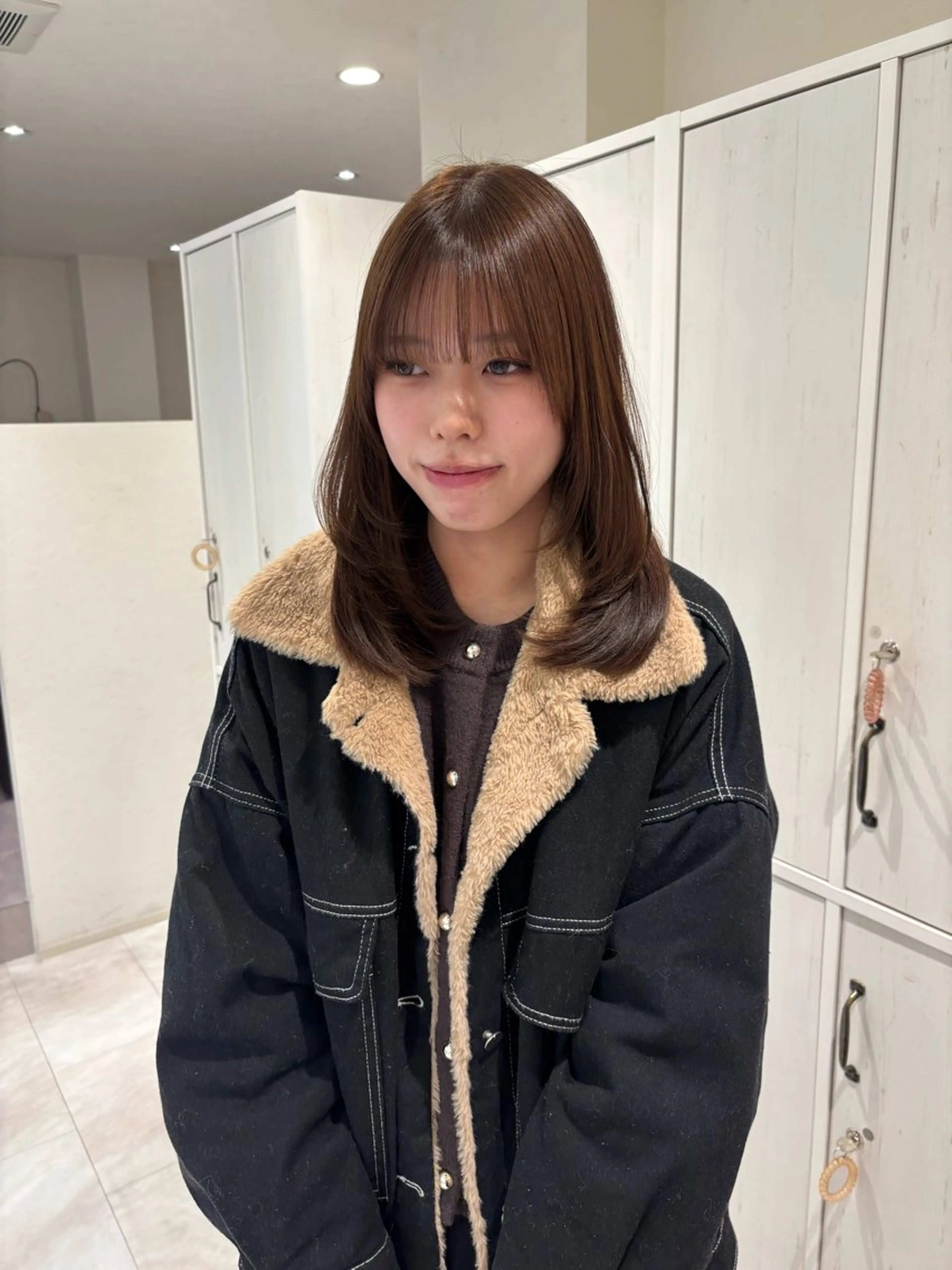 セミロング カラー ベージュカラー ブラウンカラー レイヤーカット 🌟当日予約OK🌟 西野楓加のヘアスタイル