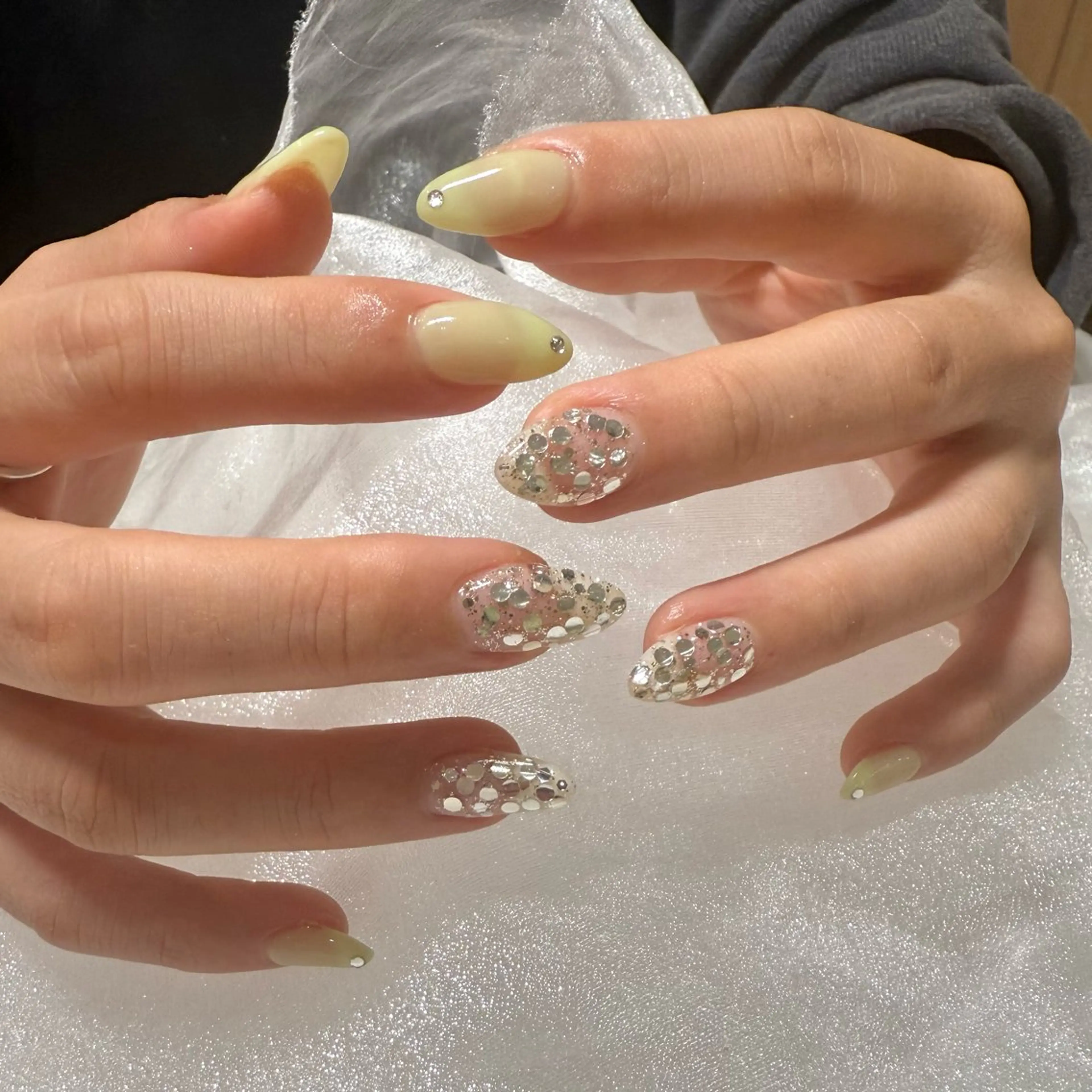 ネイル ハンドネイル chika .のネイルデザイン