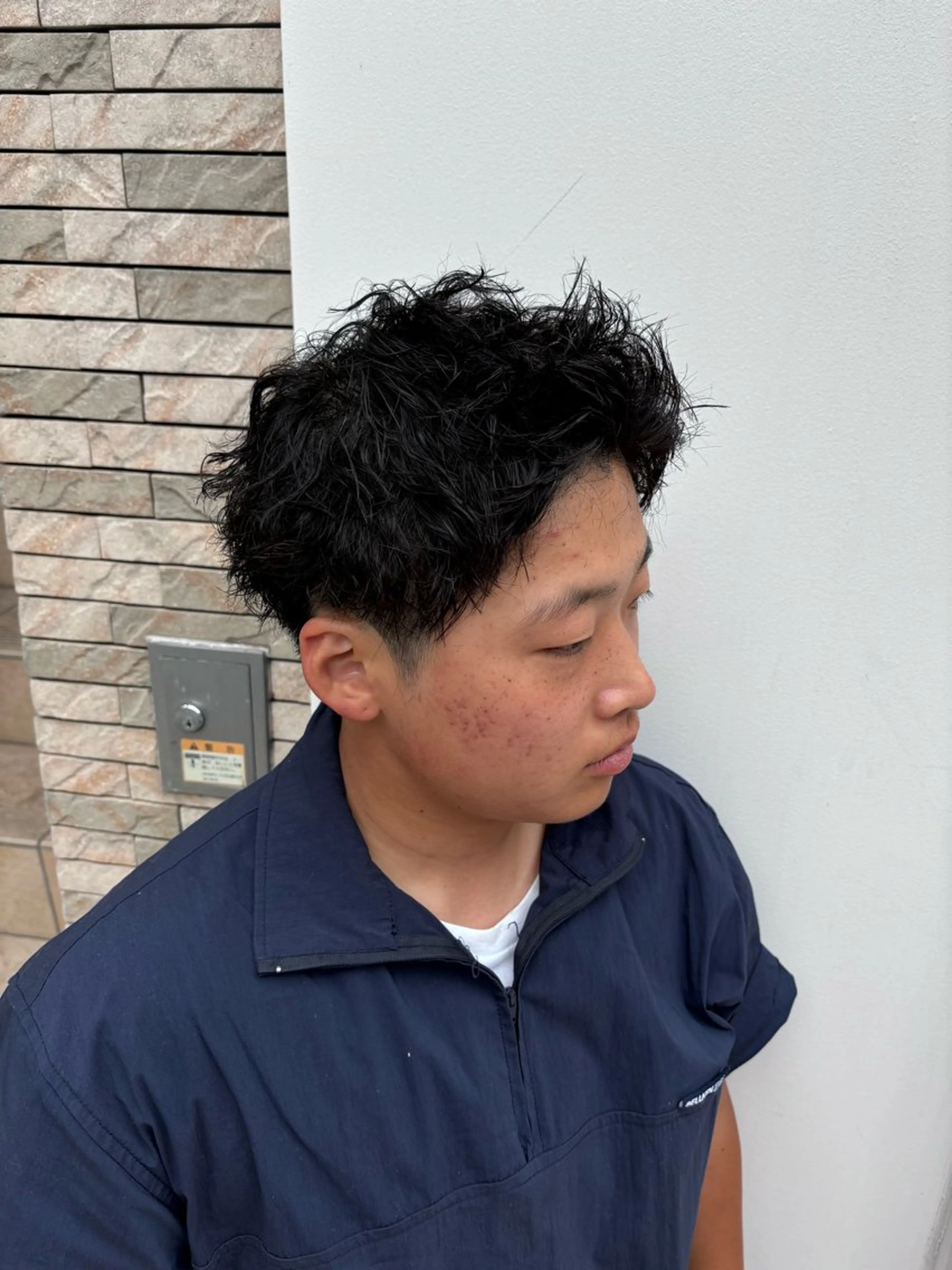 パーマ メンズ 会社で浮かない ビジネスヘア/心斎橋のヘアスタイル