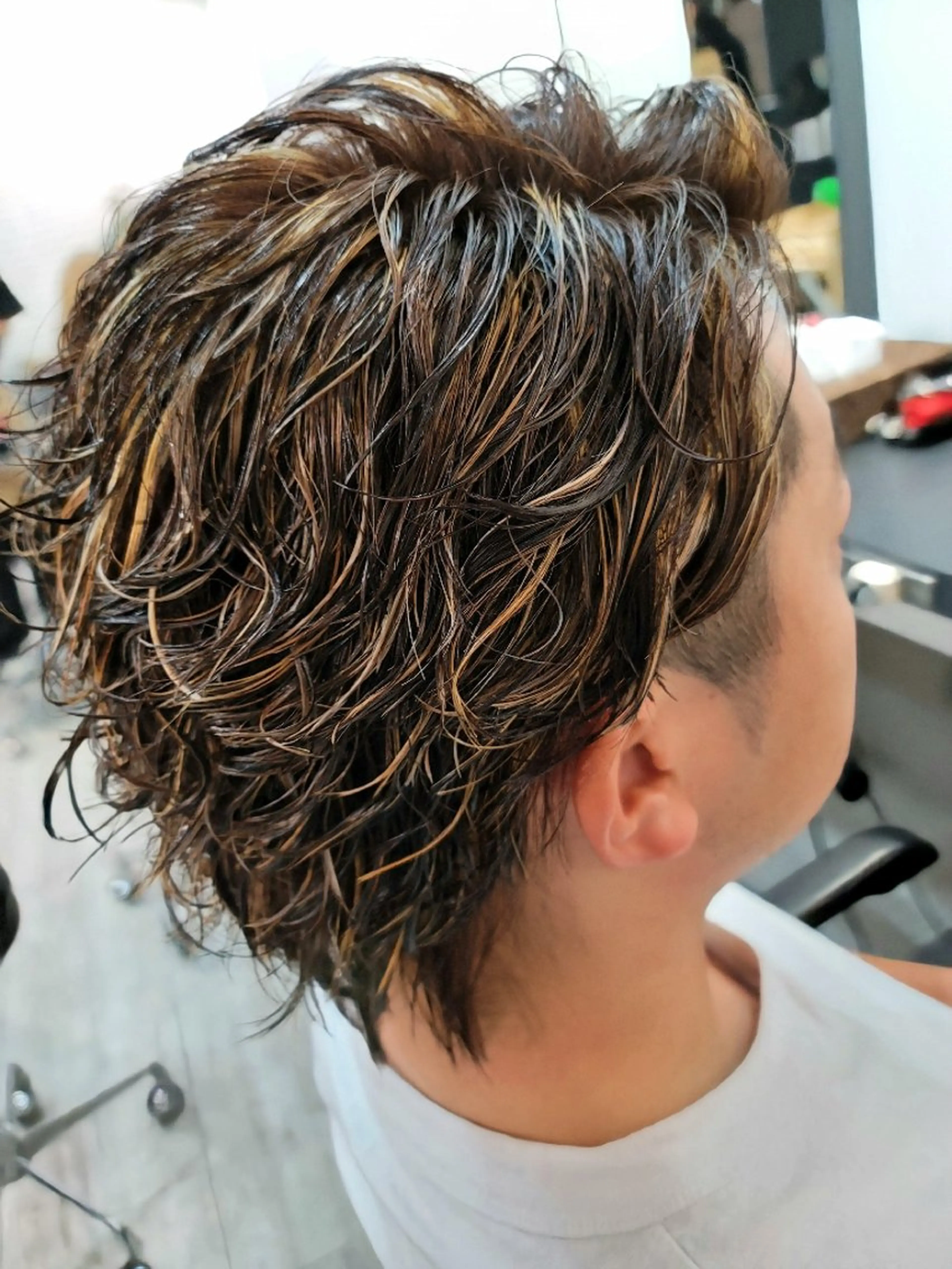 【メンズ限定】メンズおすすめ✨ハイライト＋特殊パーマの写真