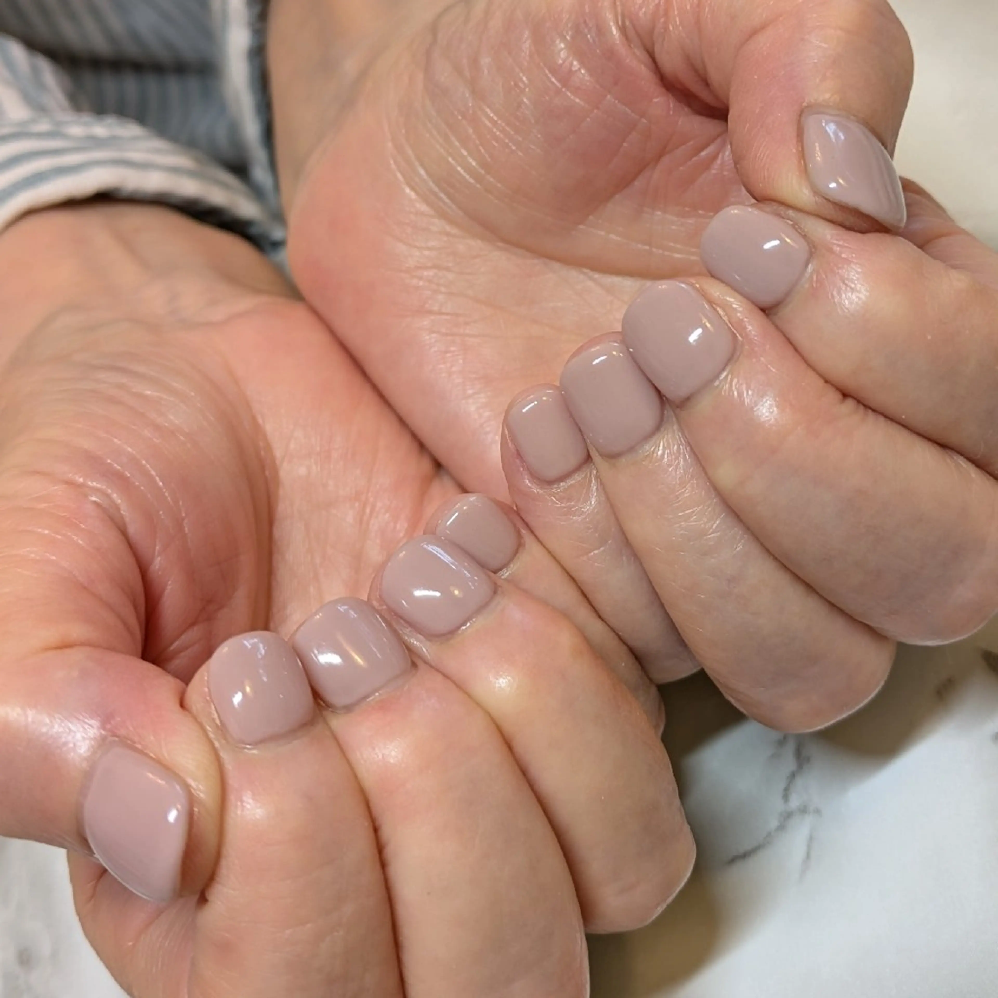 ネイル ワンカラーネイル ジェヌインネイル 河内のネイルデザイン