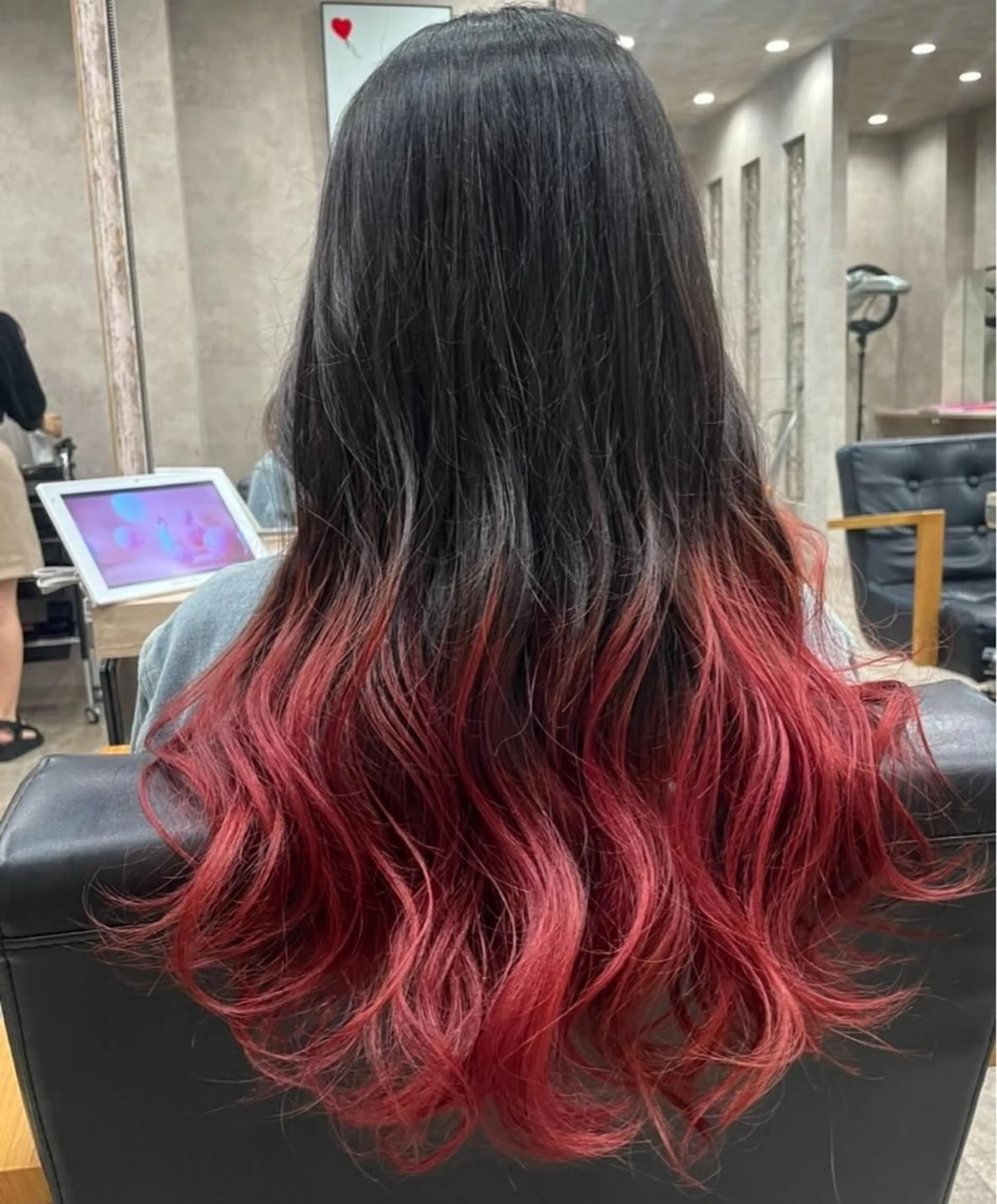 ロング 🍑🧋ハイトーン 暖色カラーlucaのヘアスタイル