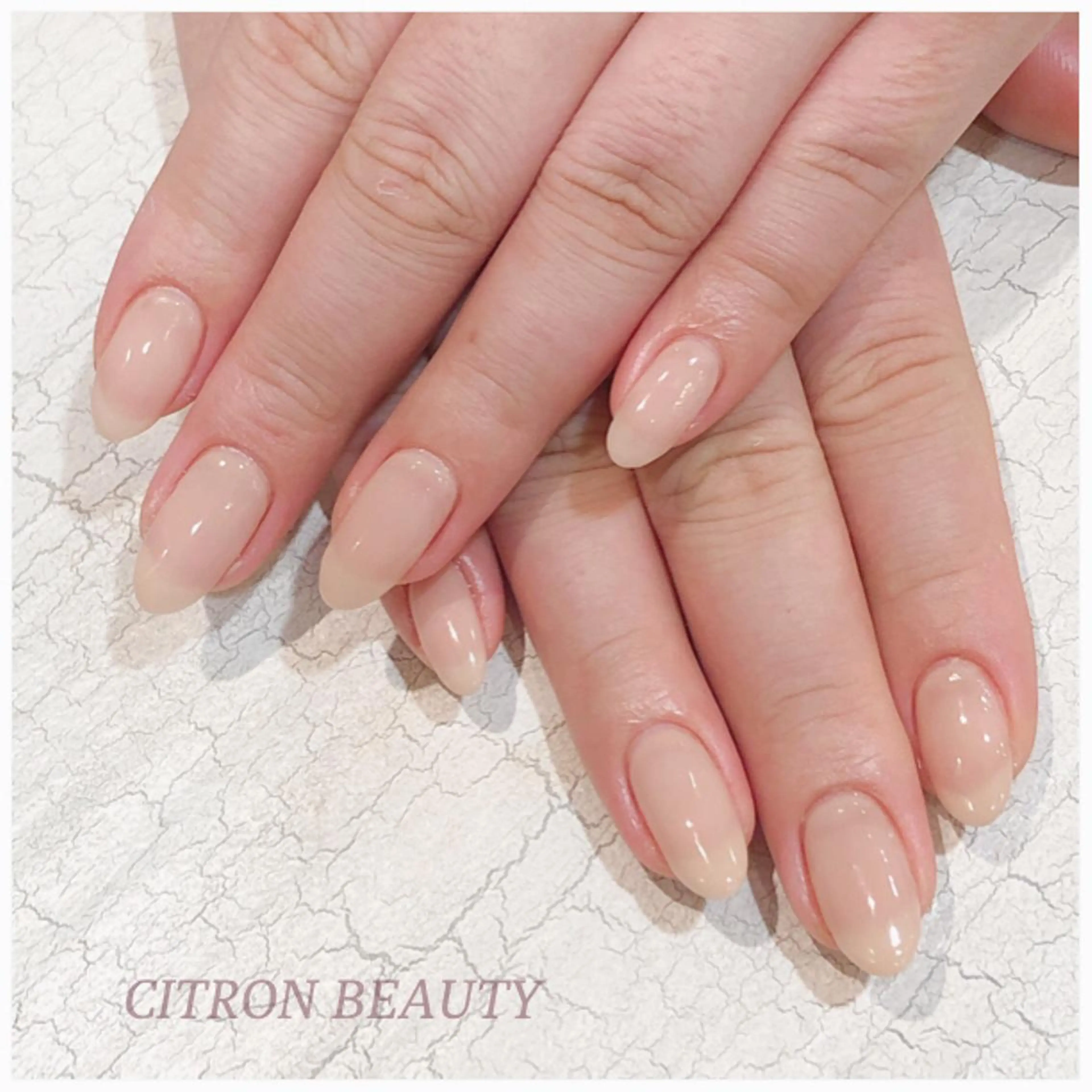 ネイル ワンカラーネイル シンプルネイル CITRON NAIL💅練習生のネイルデザイン