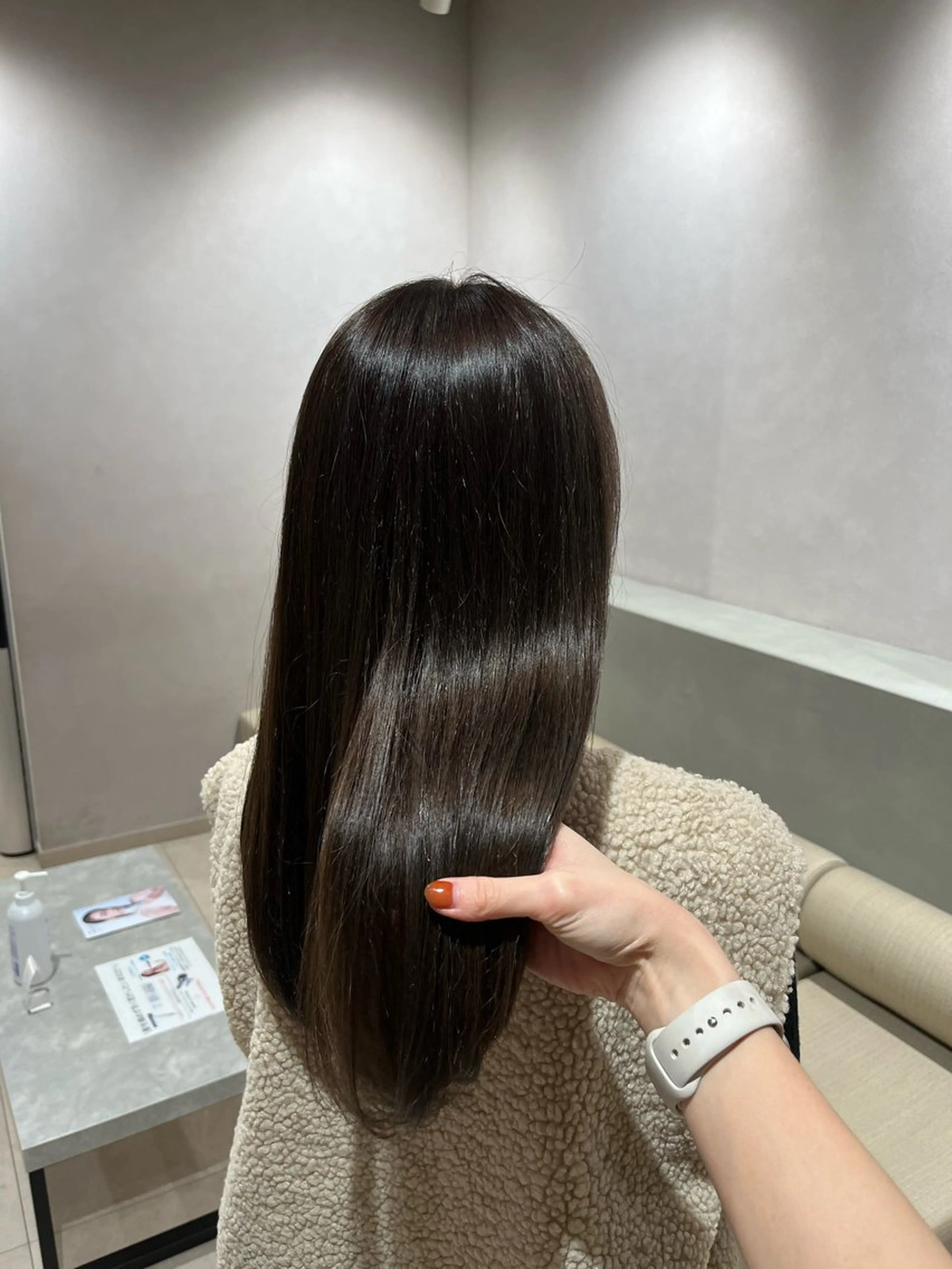 ロング カラー 透明感カラー 後藤 愛美/レイヤーカットのヘアスタイル