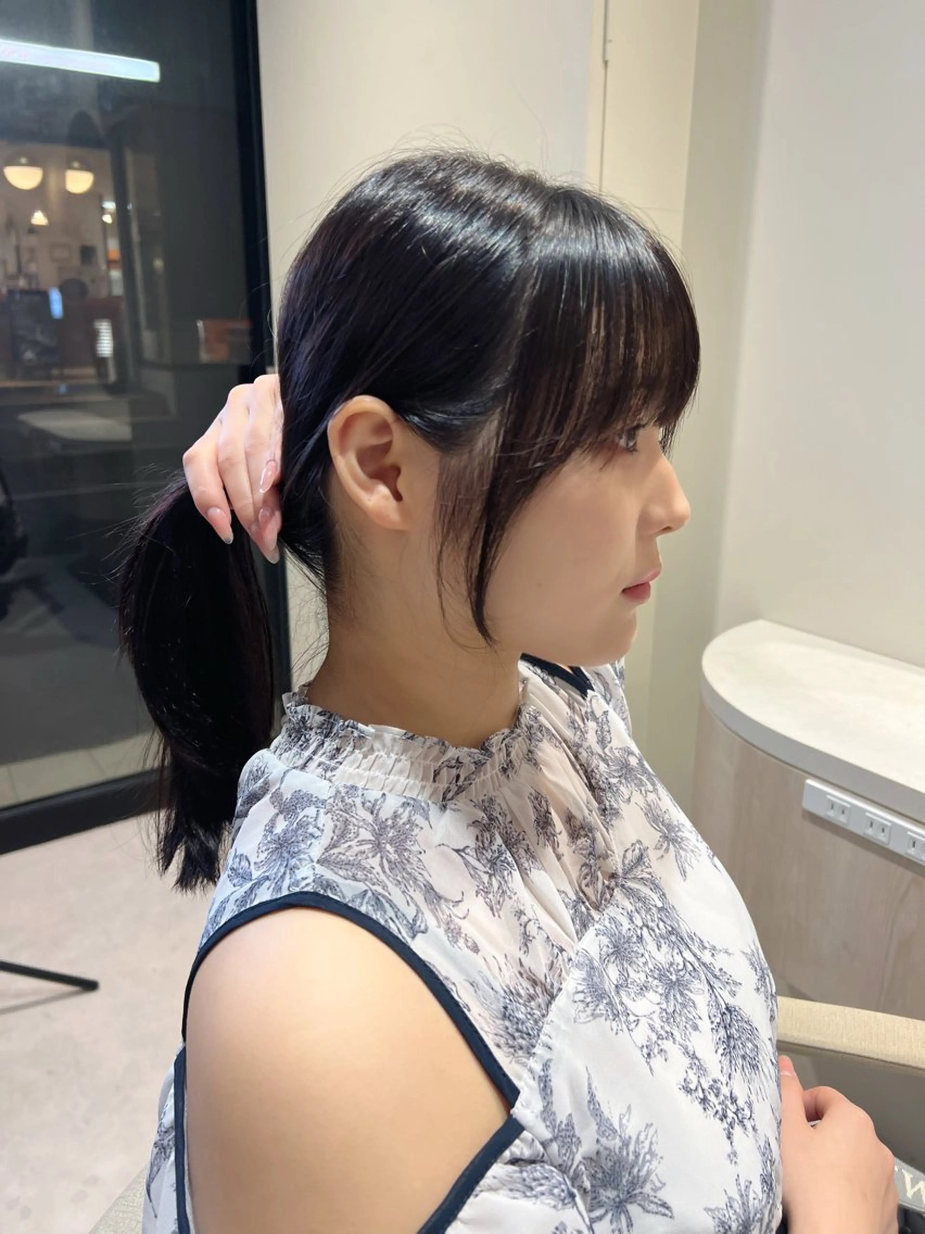 セミロング 顔周りカット 韓国風ヘア トリートメント トリートメント カット無料｜レイヤー カット｜韓国モテへアのヘアスタイル