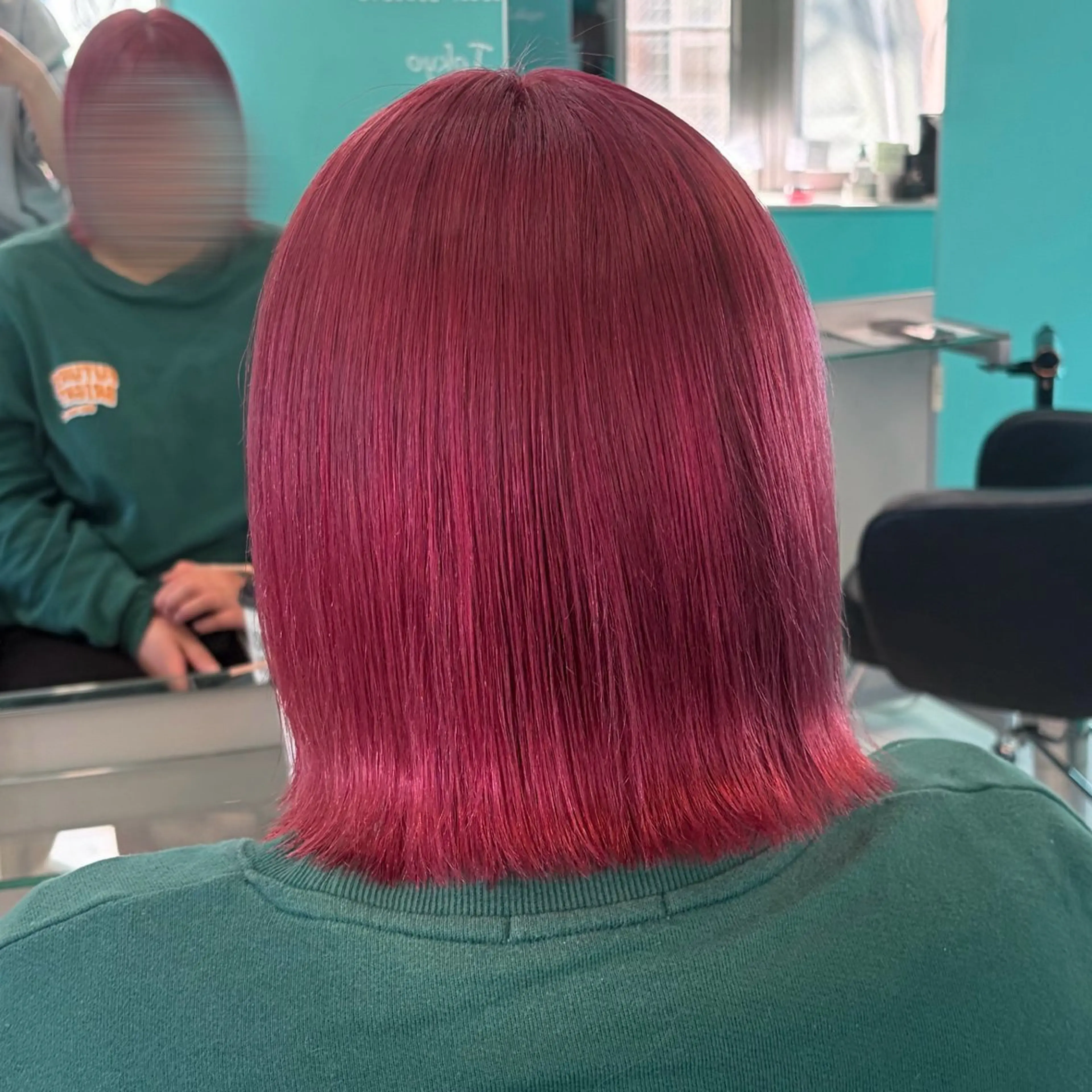 ショート カラー カシス ピンクカラー カット ヘアカラー トリートメント ボブ/艶カラー/ 暖色/Natsukiのヘアスタイル