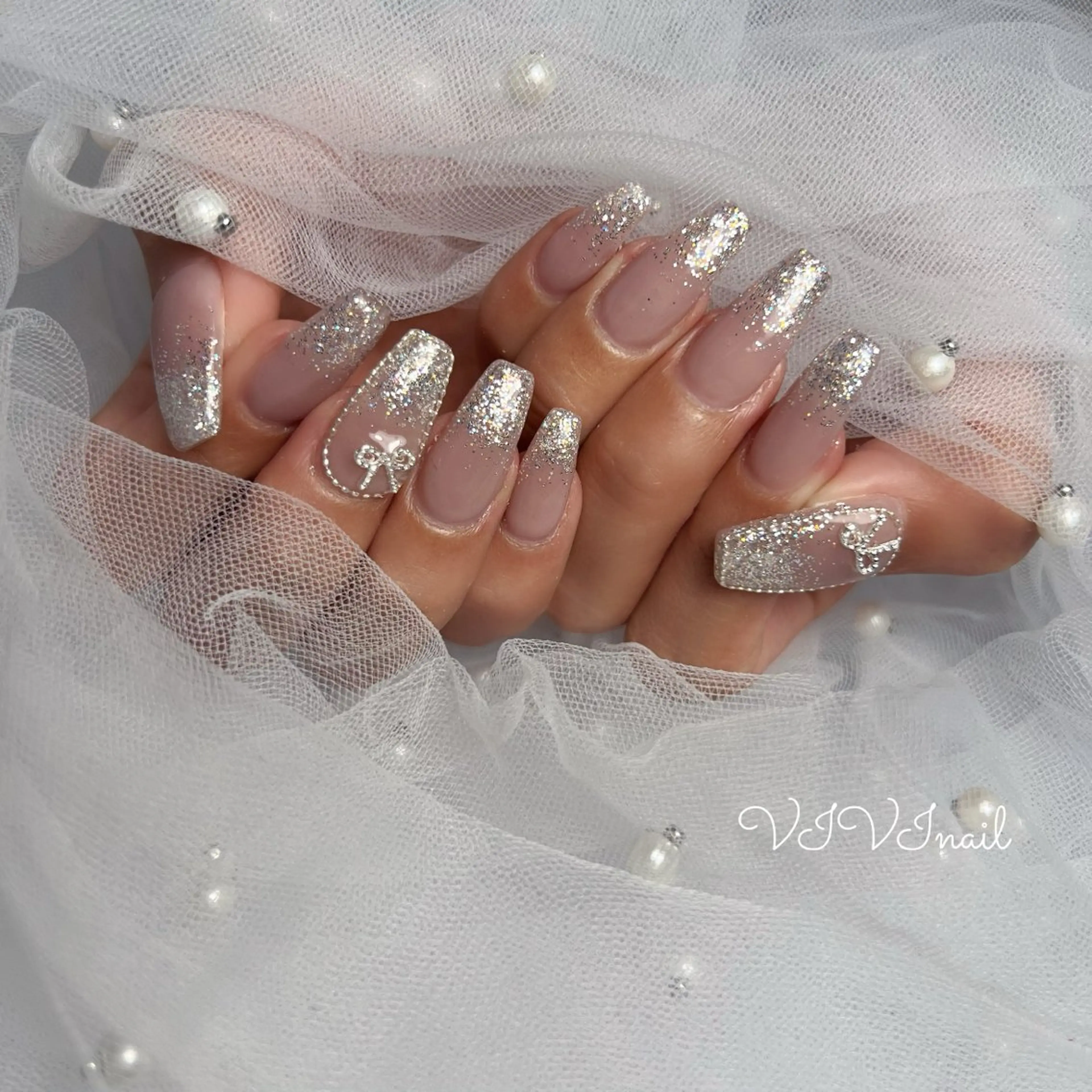 ネイル キラキラネイル ラメ(グリッター) ラメグラデーション パープル vivi nailのネイルデザイン