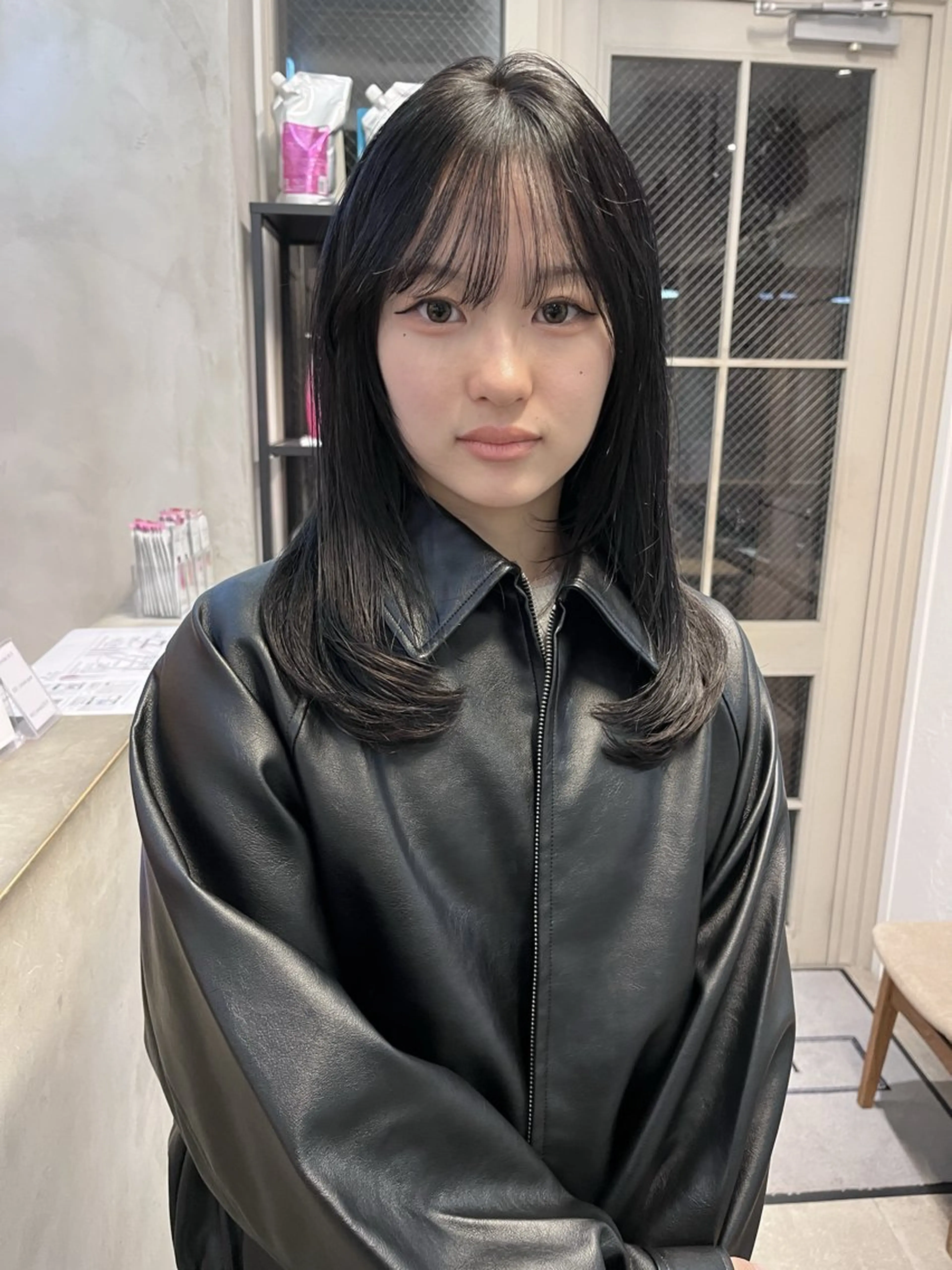 ミディアム カラー ナチュラルなヘア /ヨシダトモキのヘアスタイル